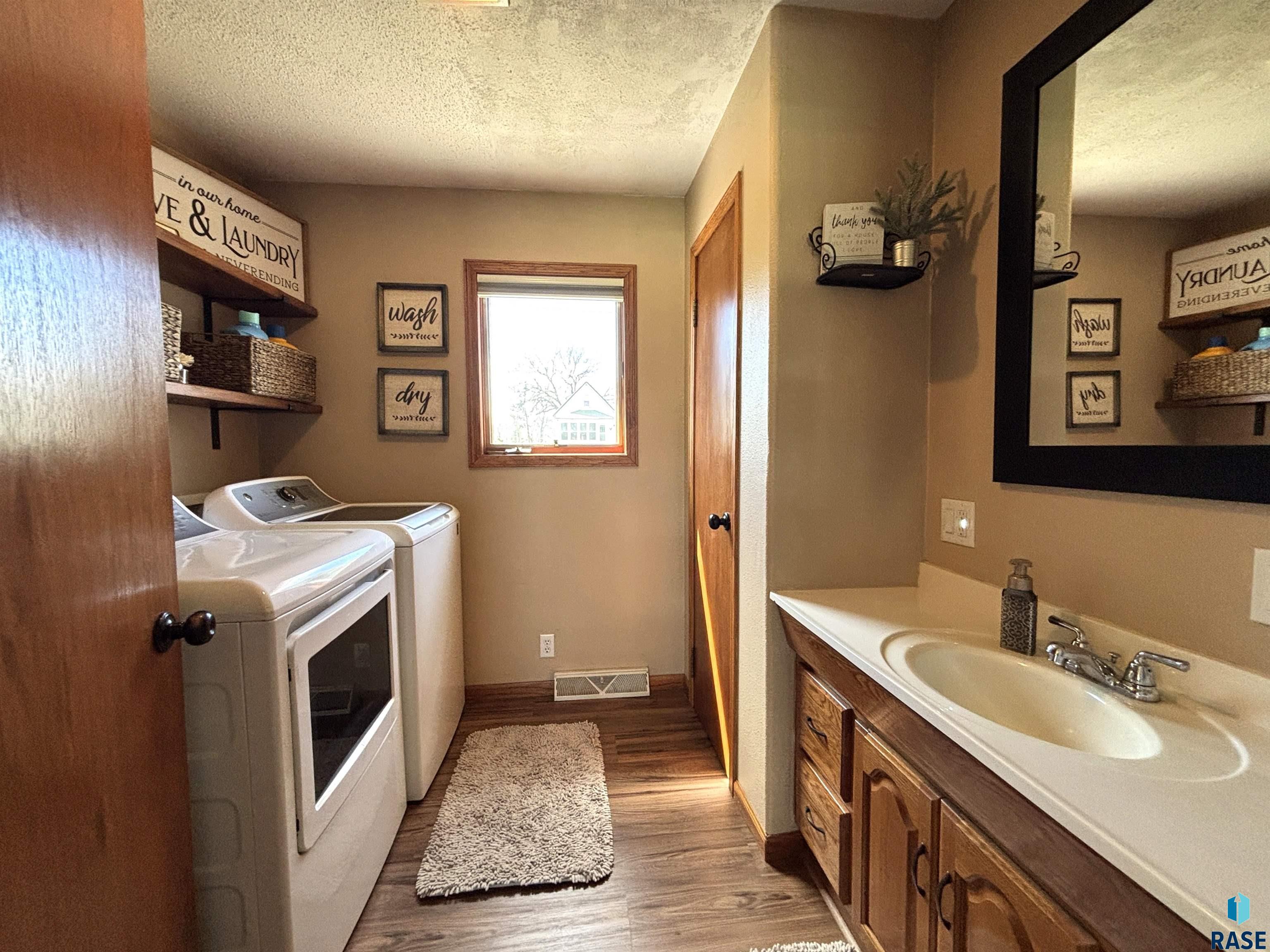 306 N Catalpa St Street