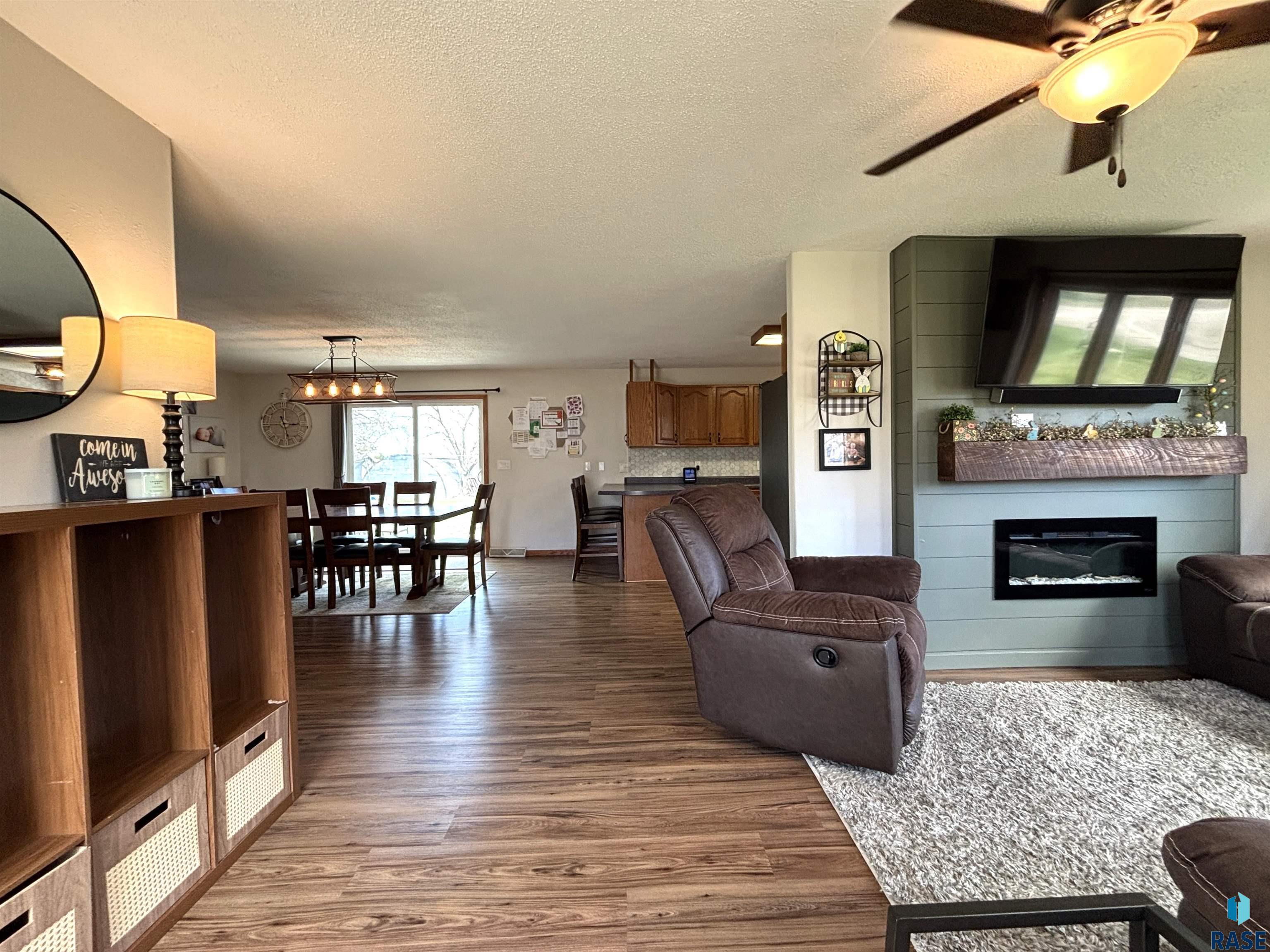 306 N Catalpa St Street