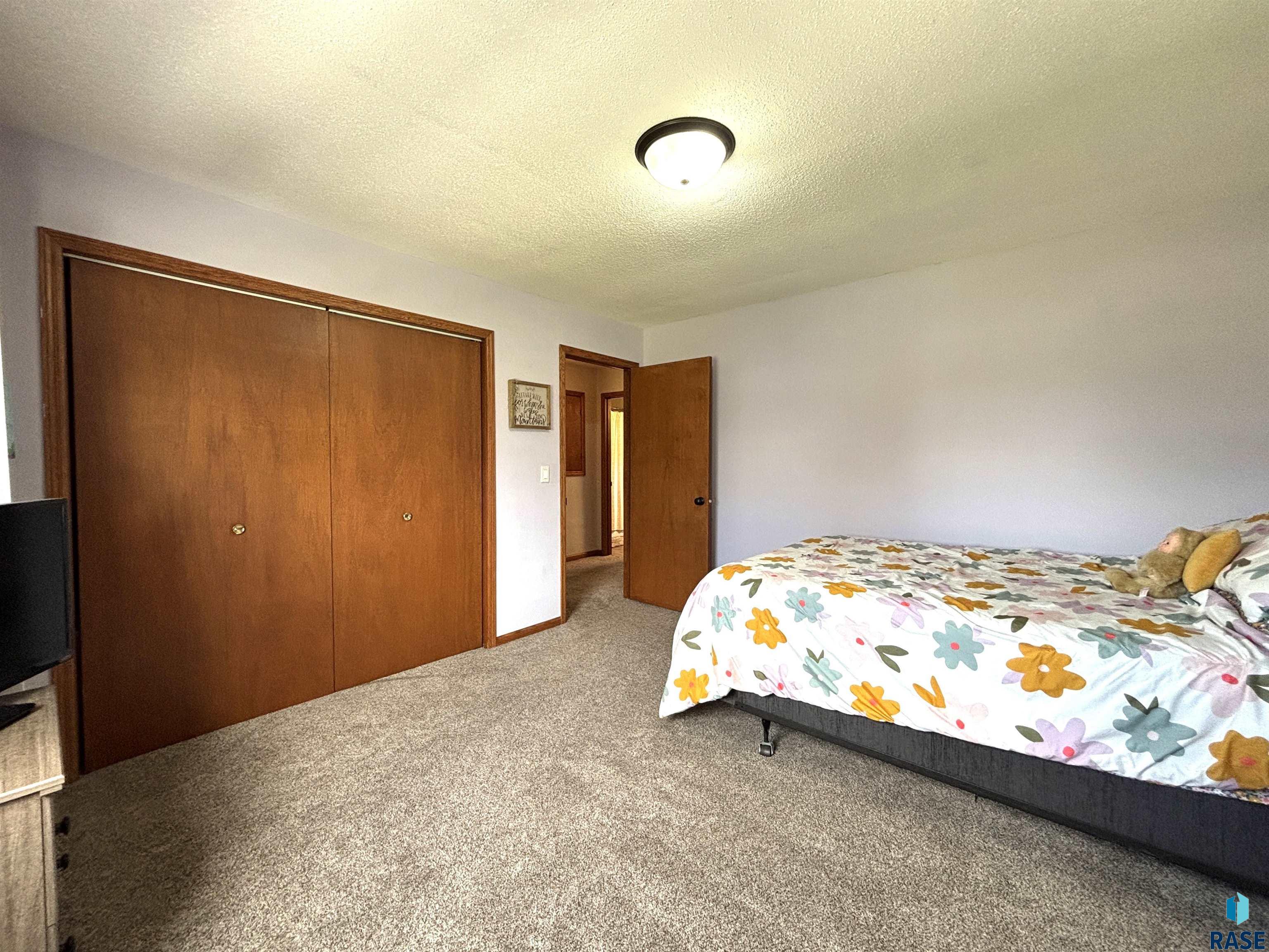 306 N Catalpa St Street