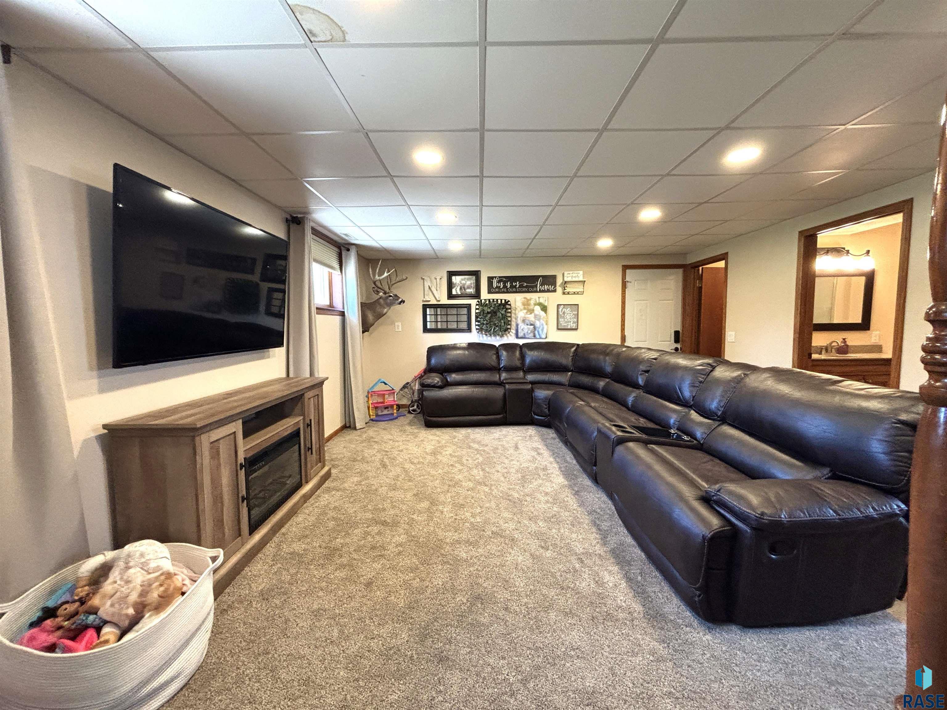 306 N Catalpa St Street