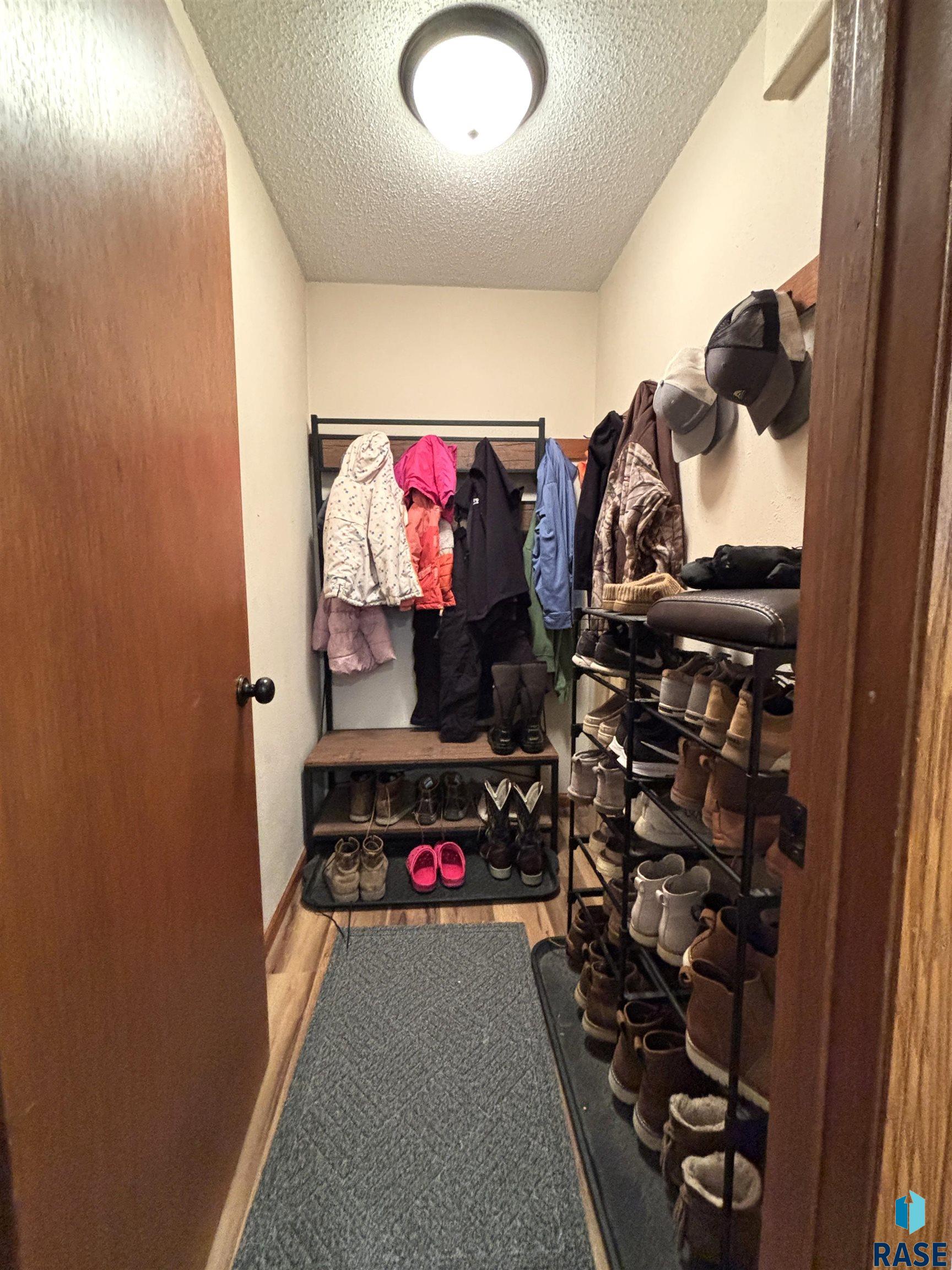 306 N Catalpa St Street