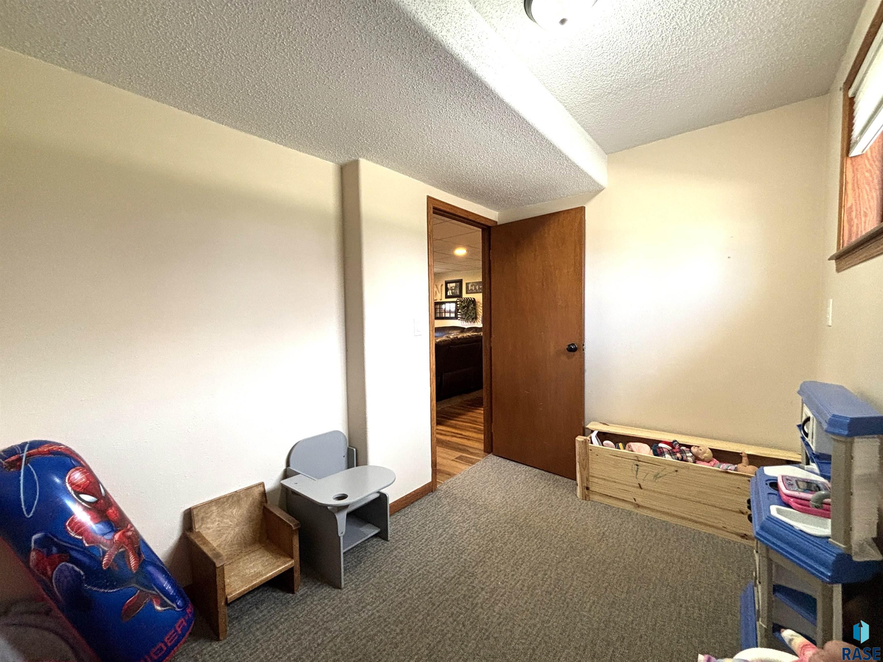 306 N Catalpa St Street