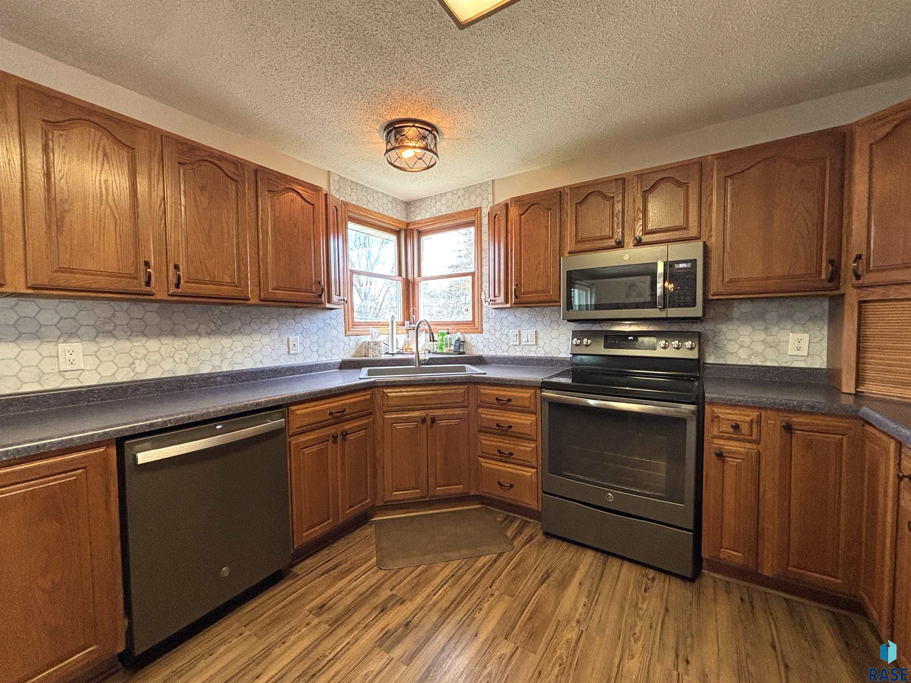 306 N Catalpa St Street