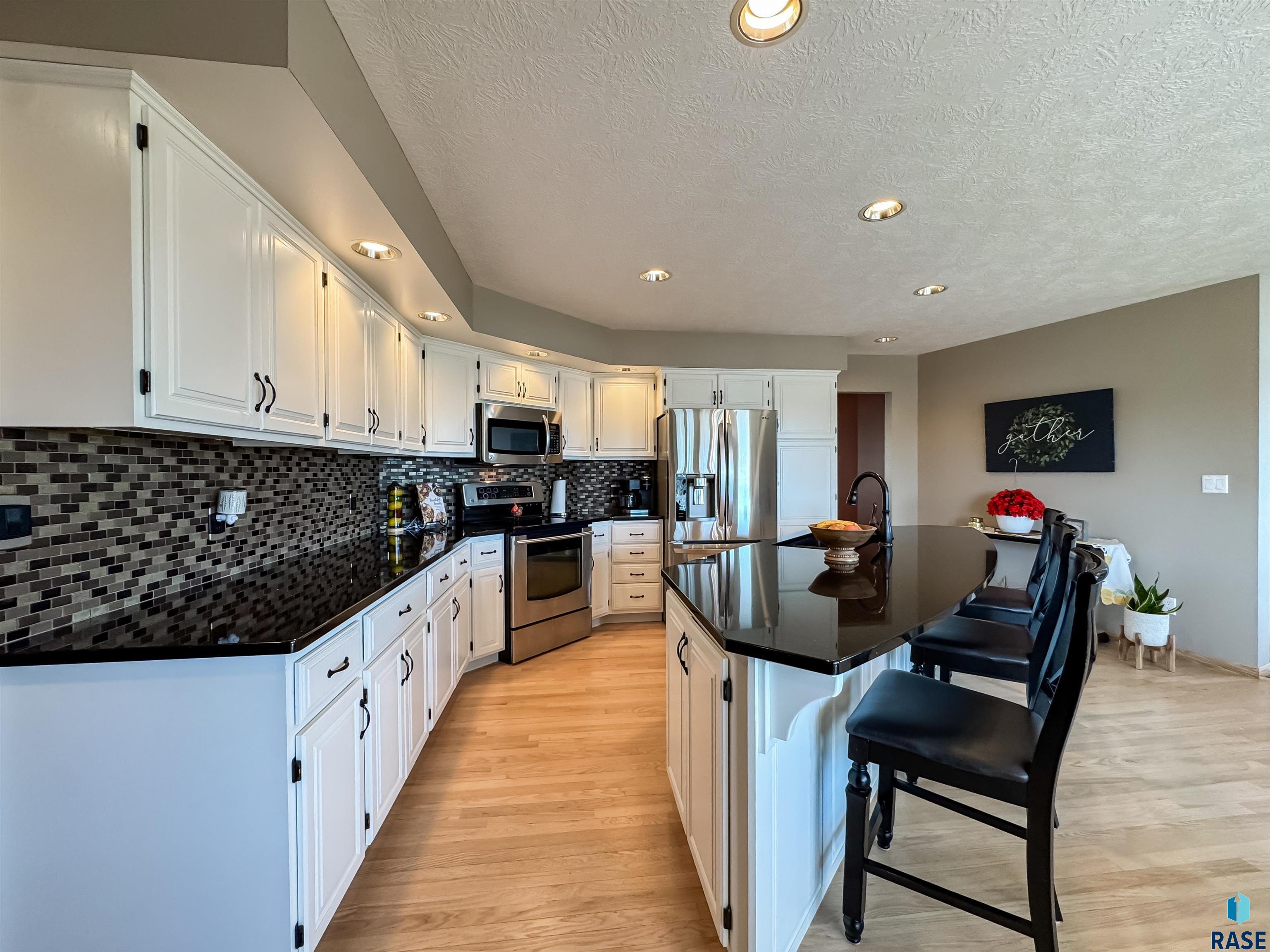 8415 E Sunset Cir Circle