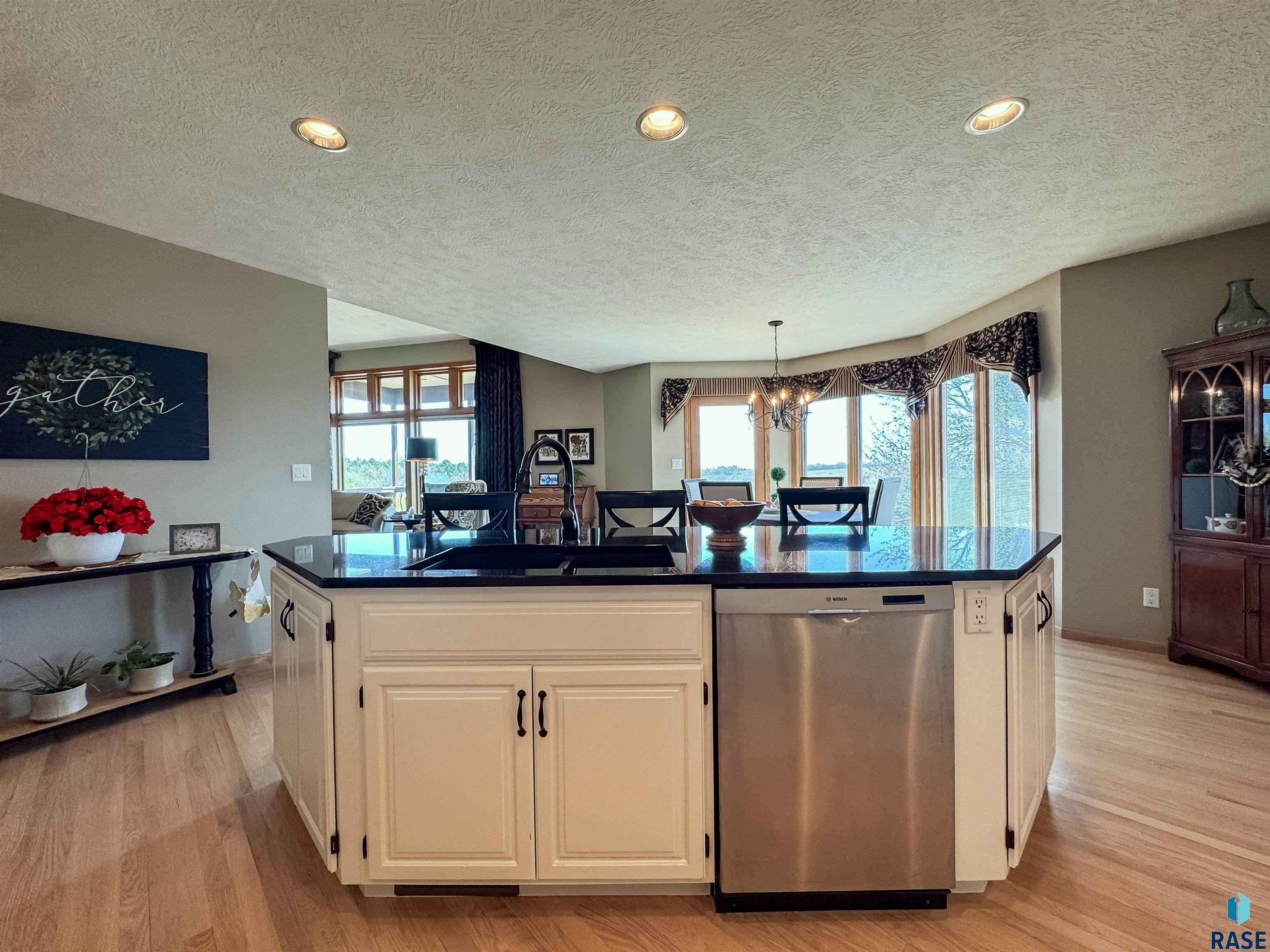 8415 E Sunset Cir Circle