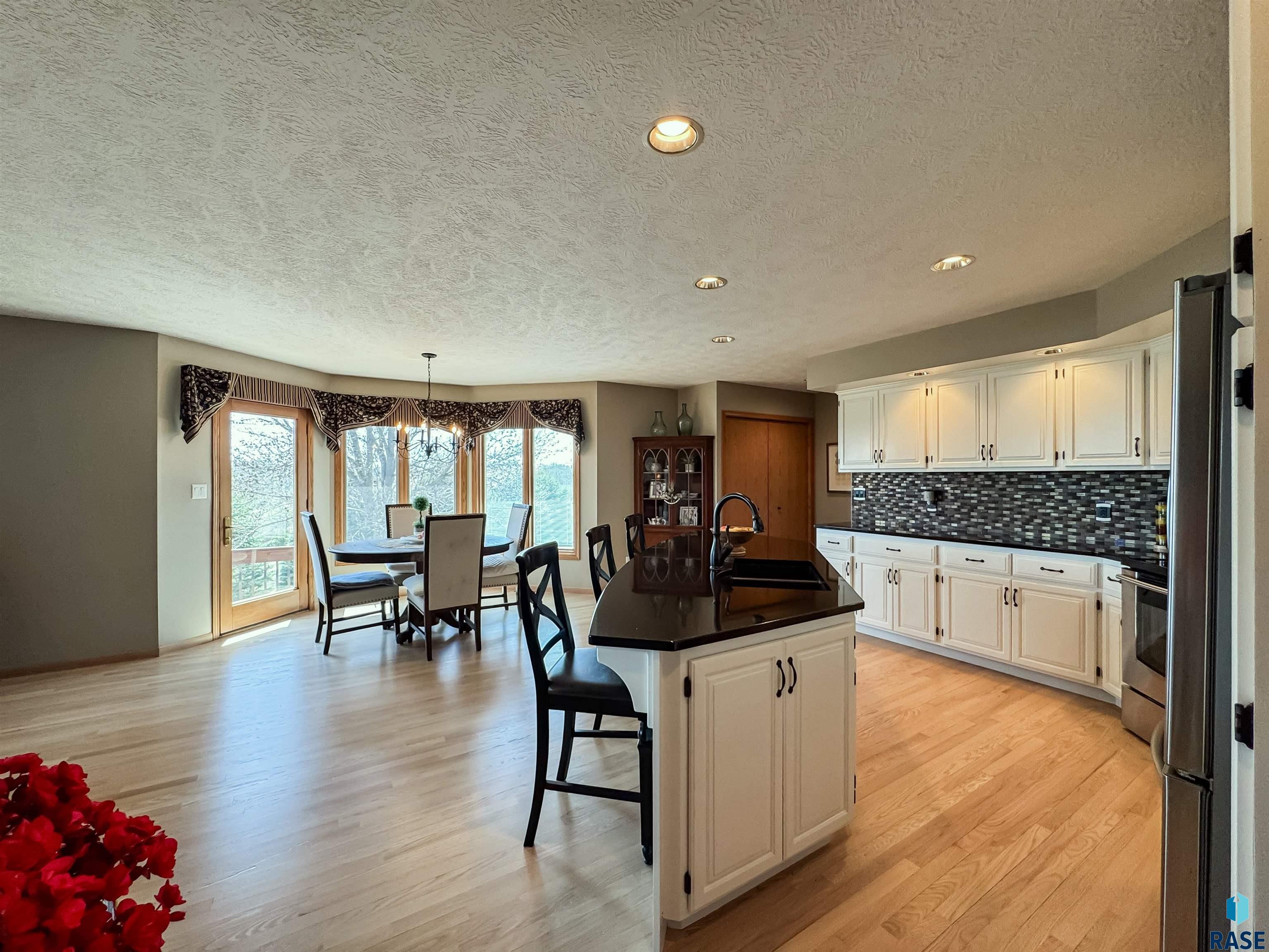 8415 E Sunset Cir Circle