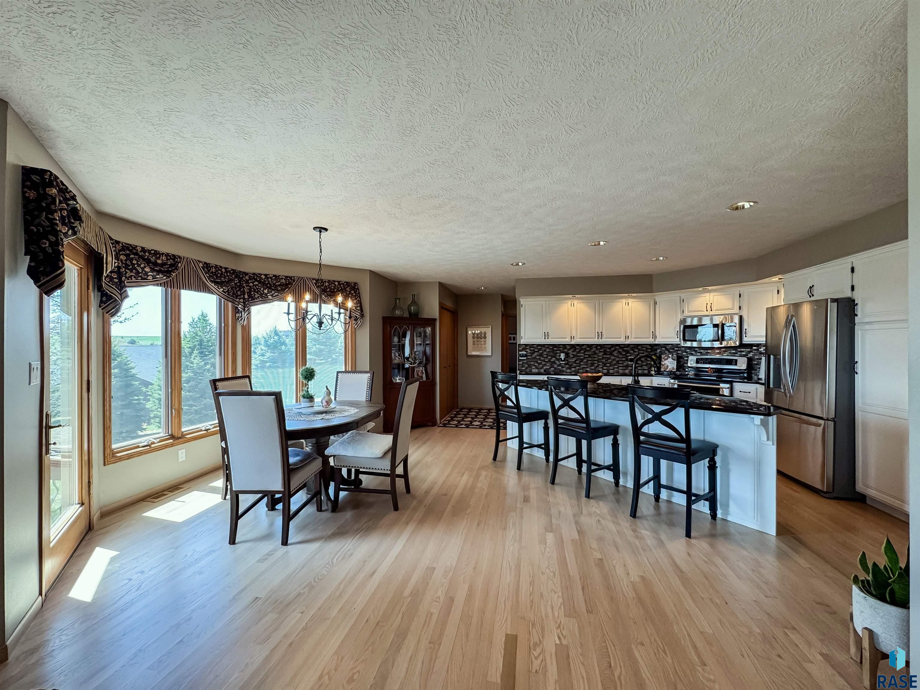 8415 E Sunset Cir Circle