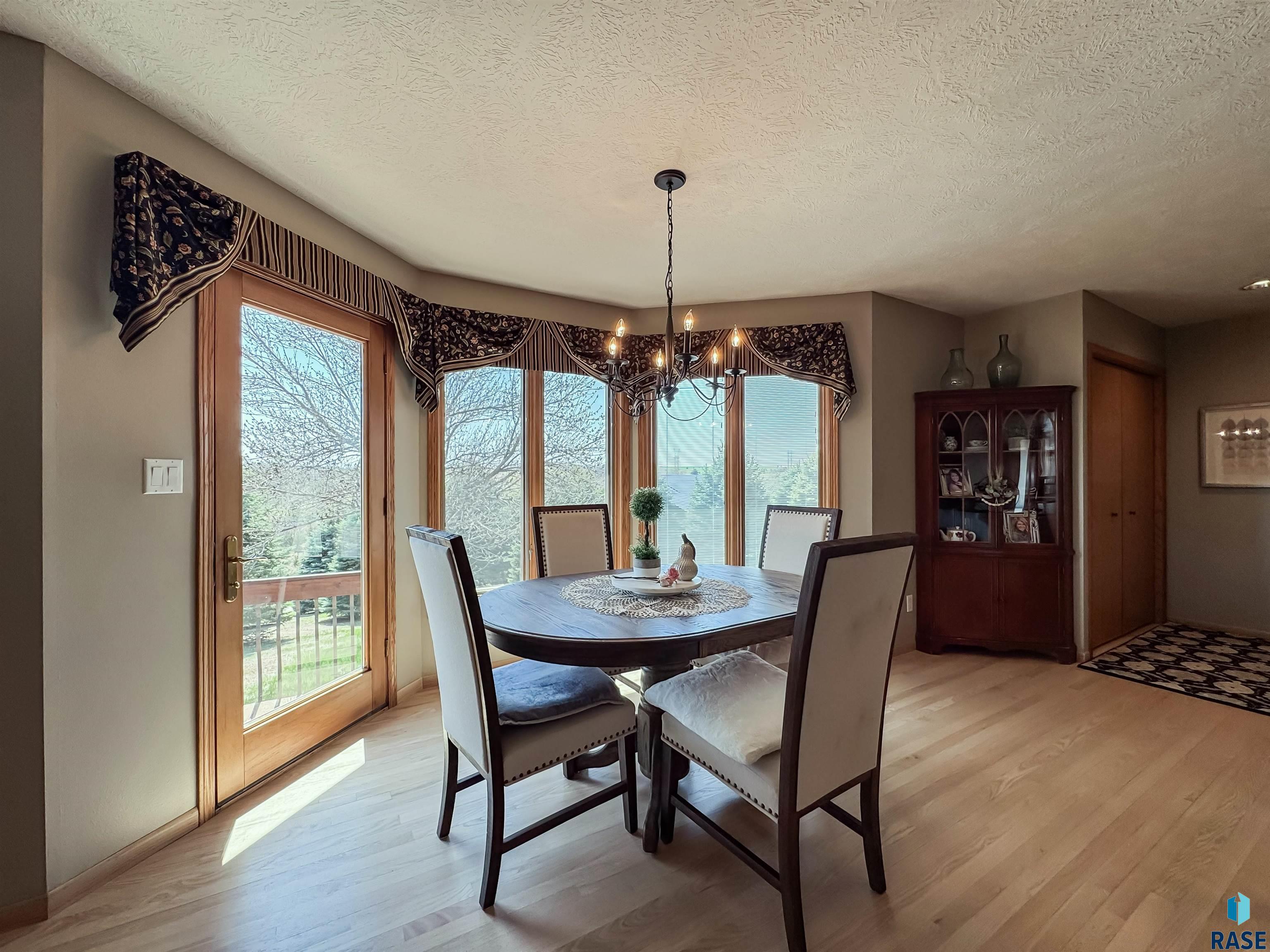 8415 E Sunset Cir Circle