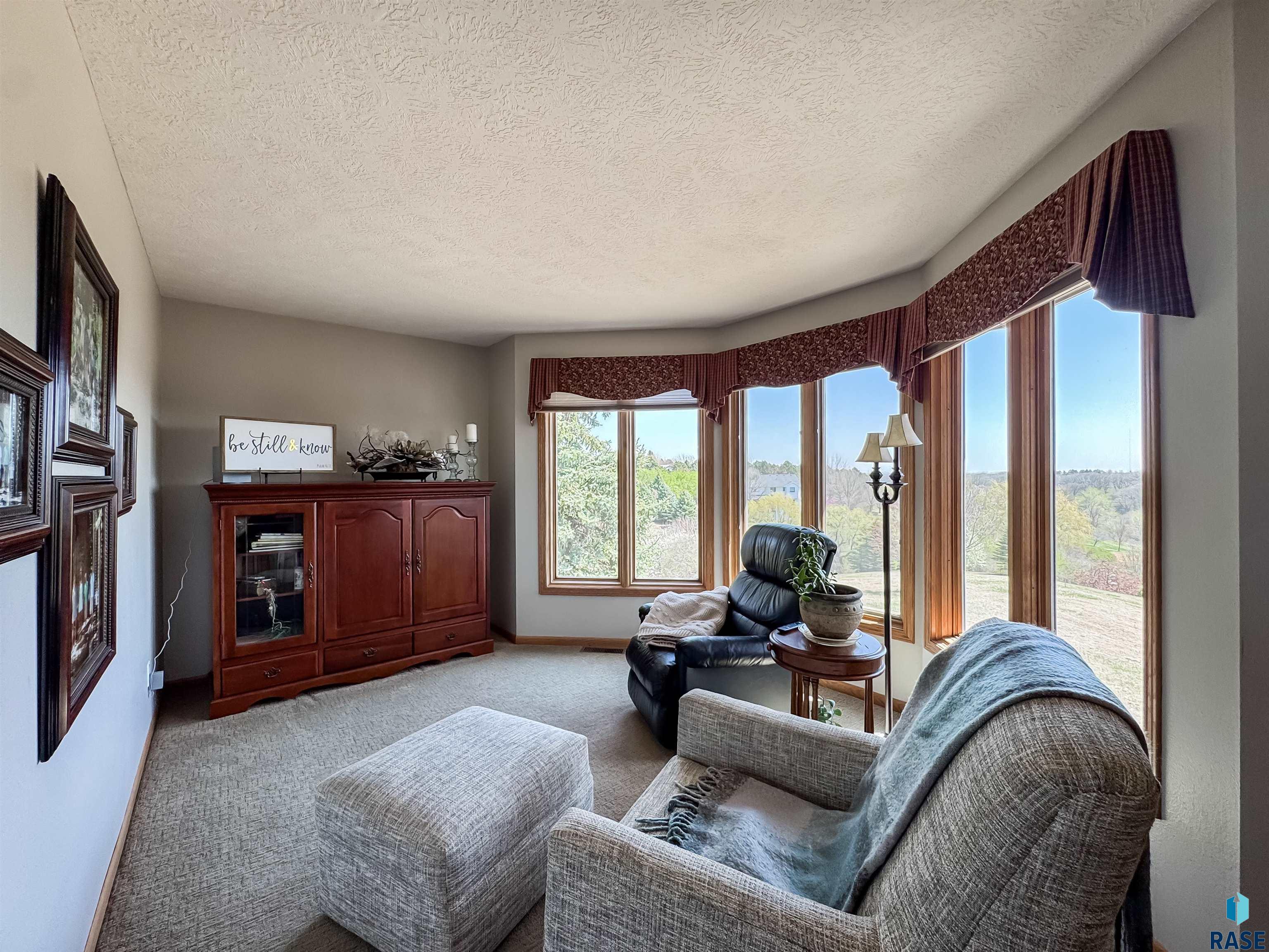 8415 E Sunset Cir Circle