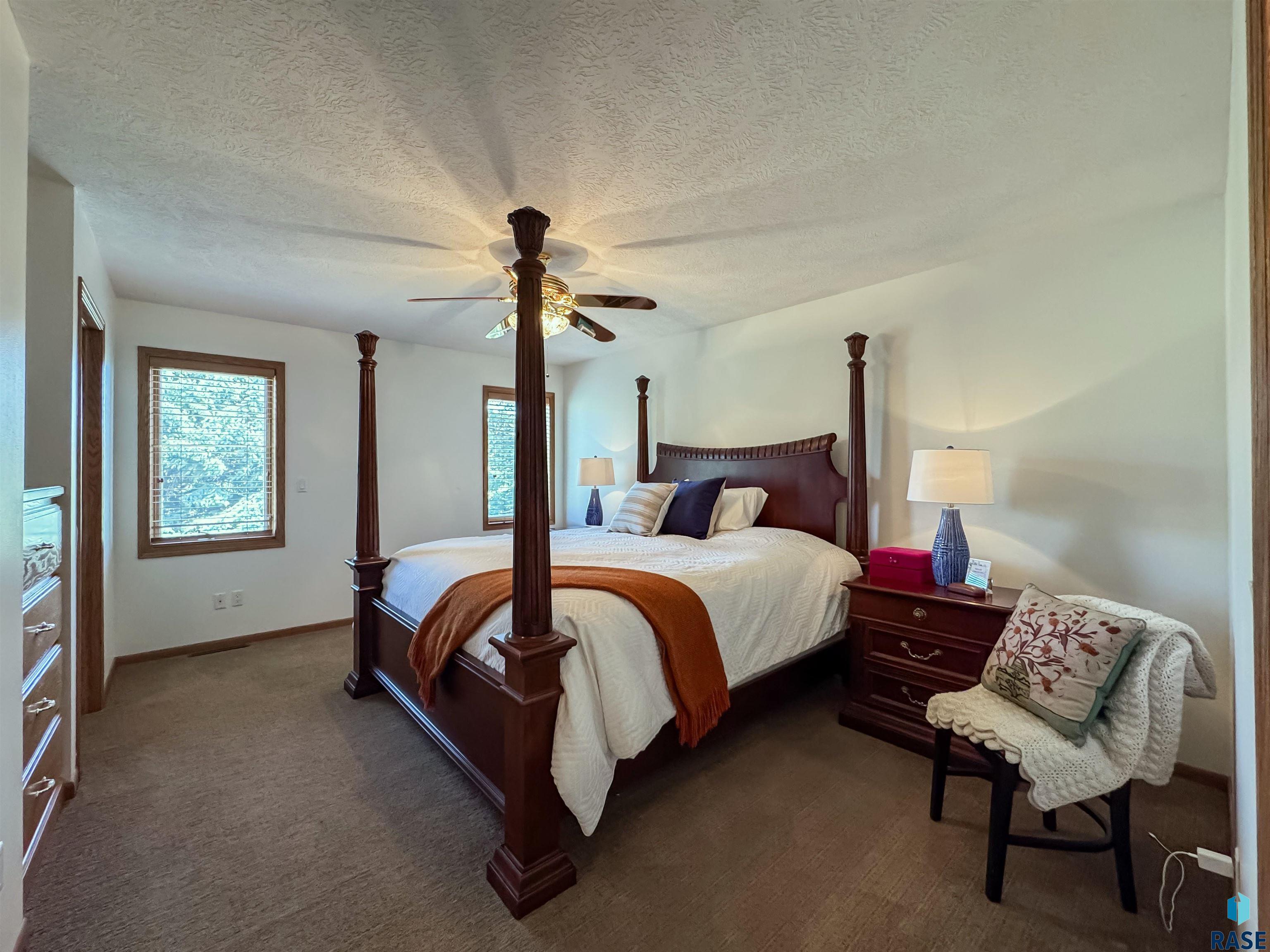 8415 E Sunset Cir Circle