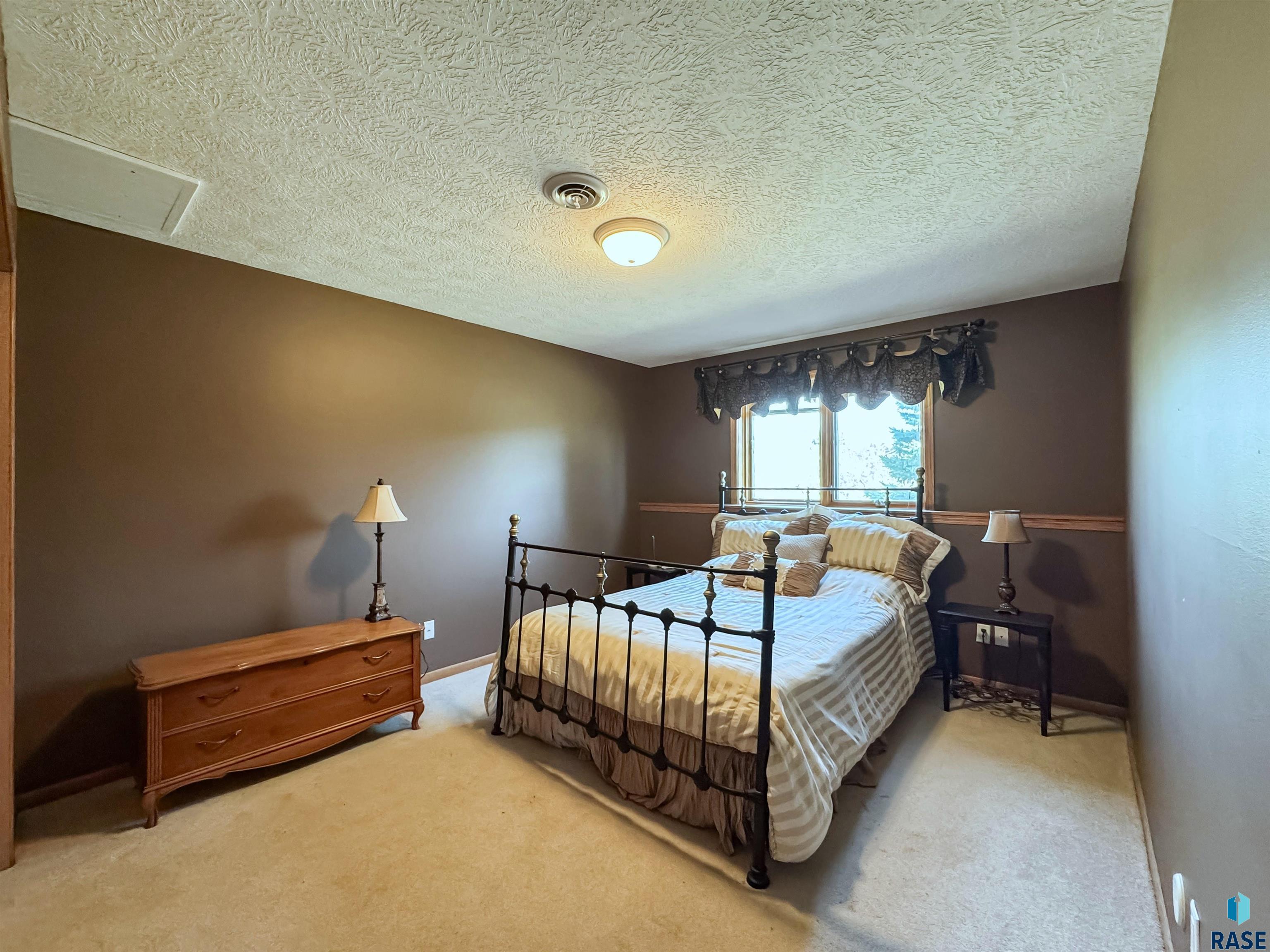 8415 E Sunset Cir Circle