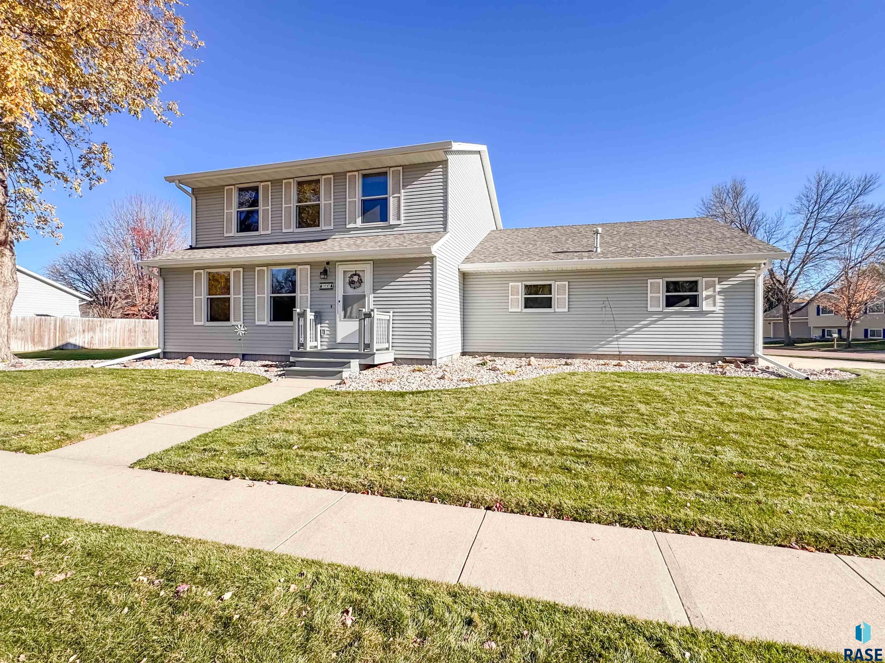 900 S Parkview Blvd Boulevard