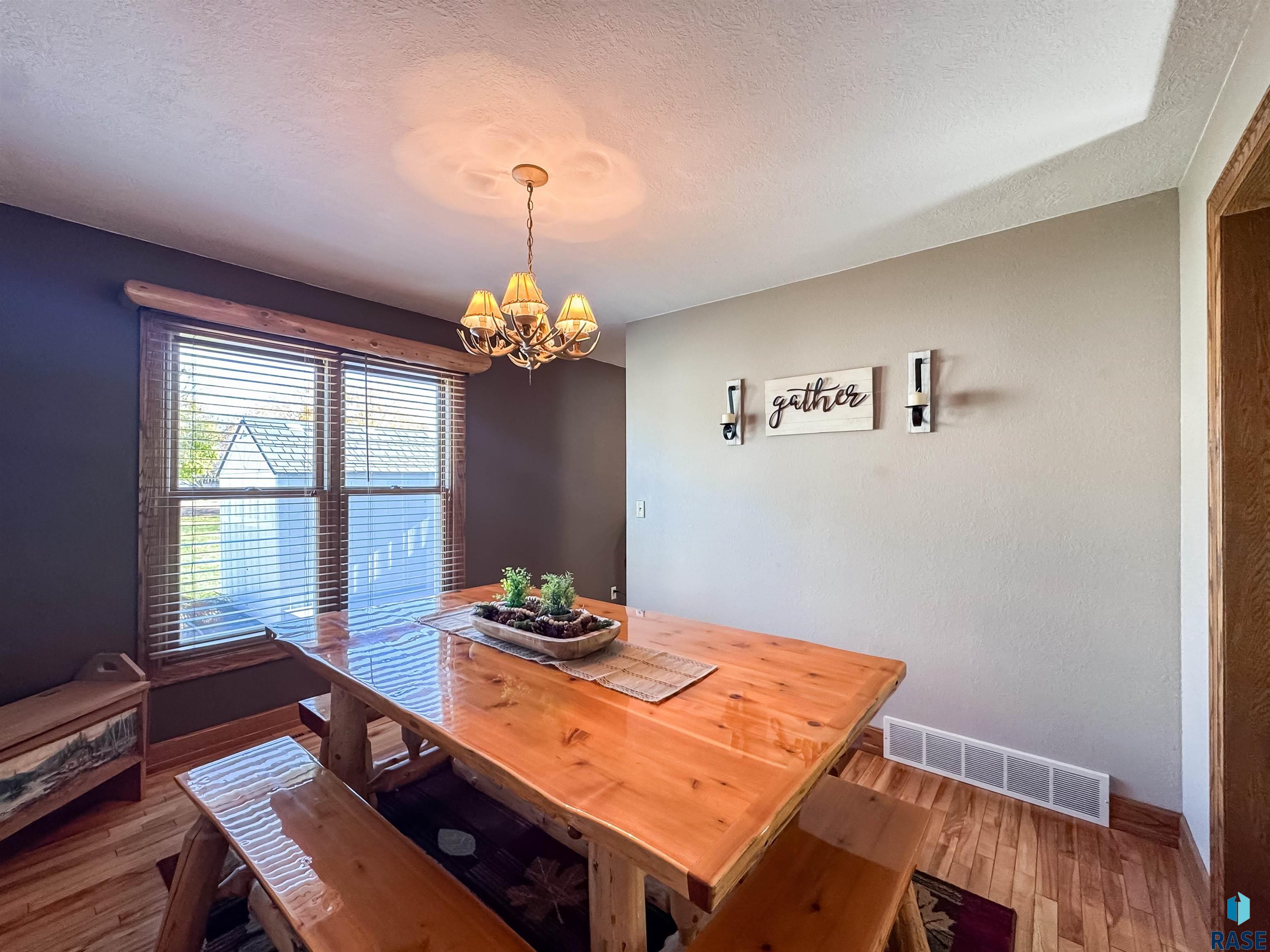 900 S Parkview Blvd Boulevard