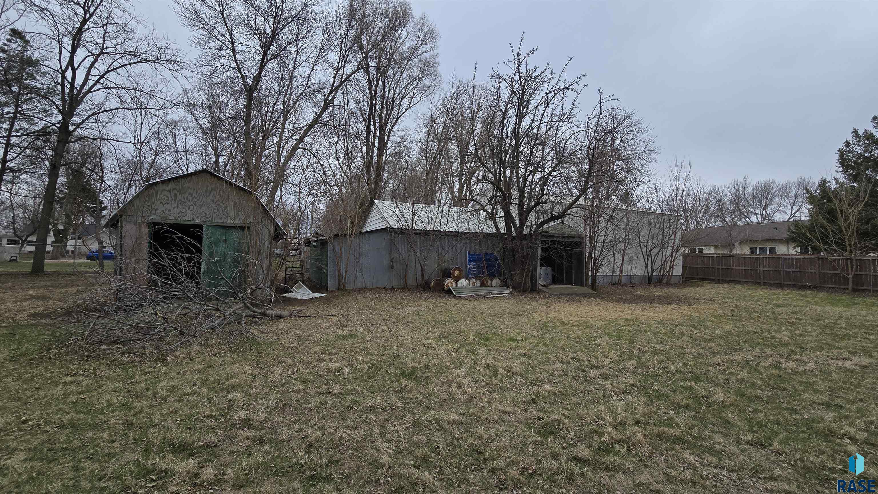 813 Sycamore Ave, Sioux Falls