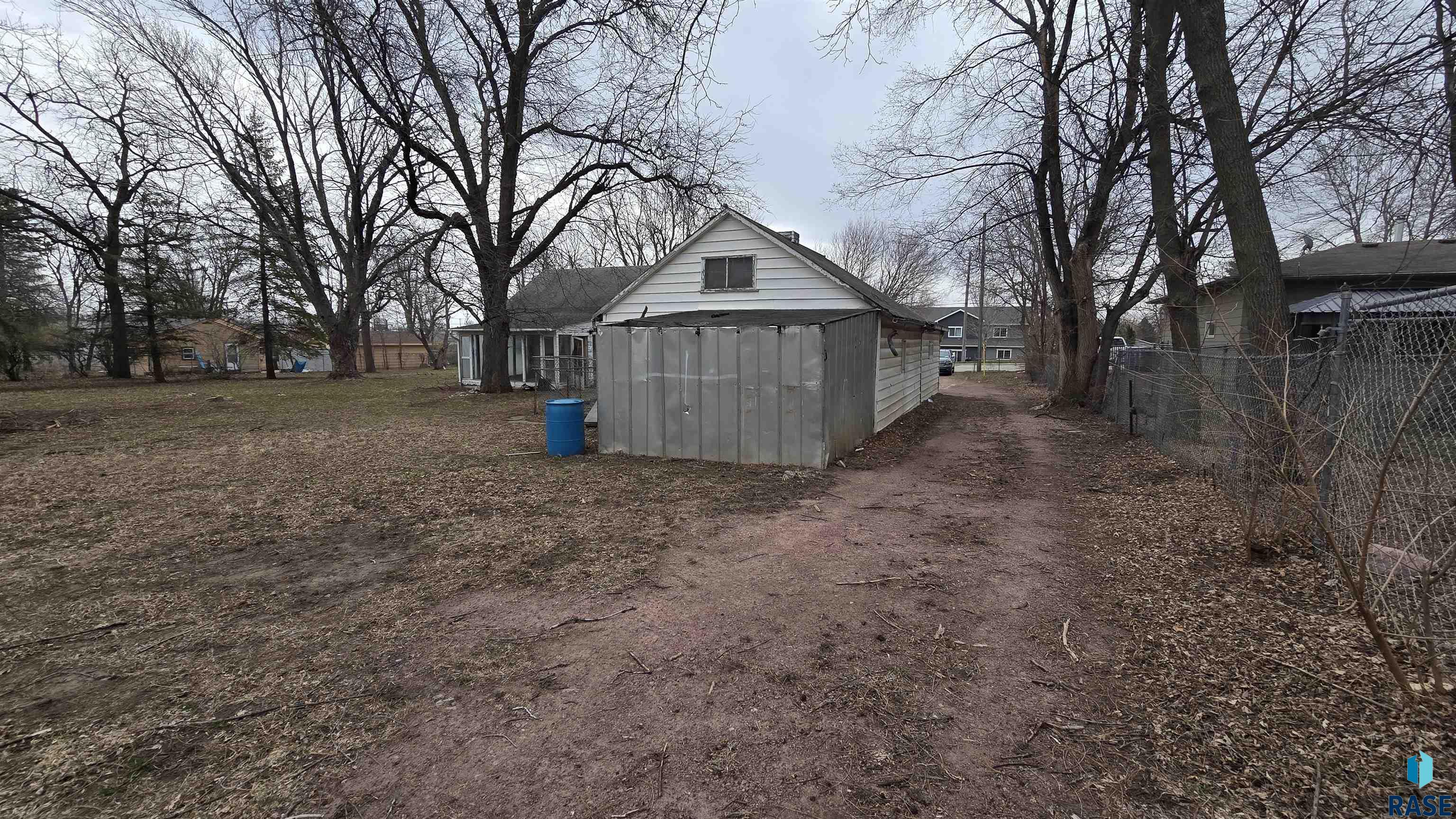 813 Sycamore Ave, Sioux Falls