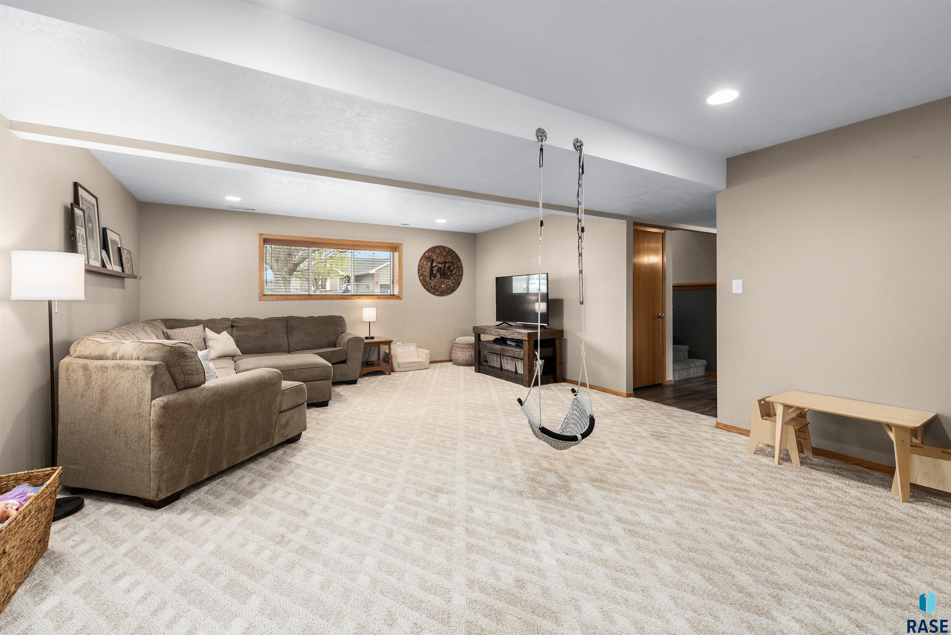 5527 S Wexford Ct Court