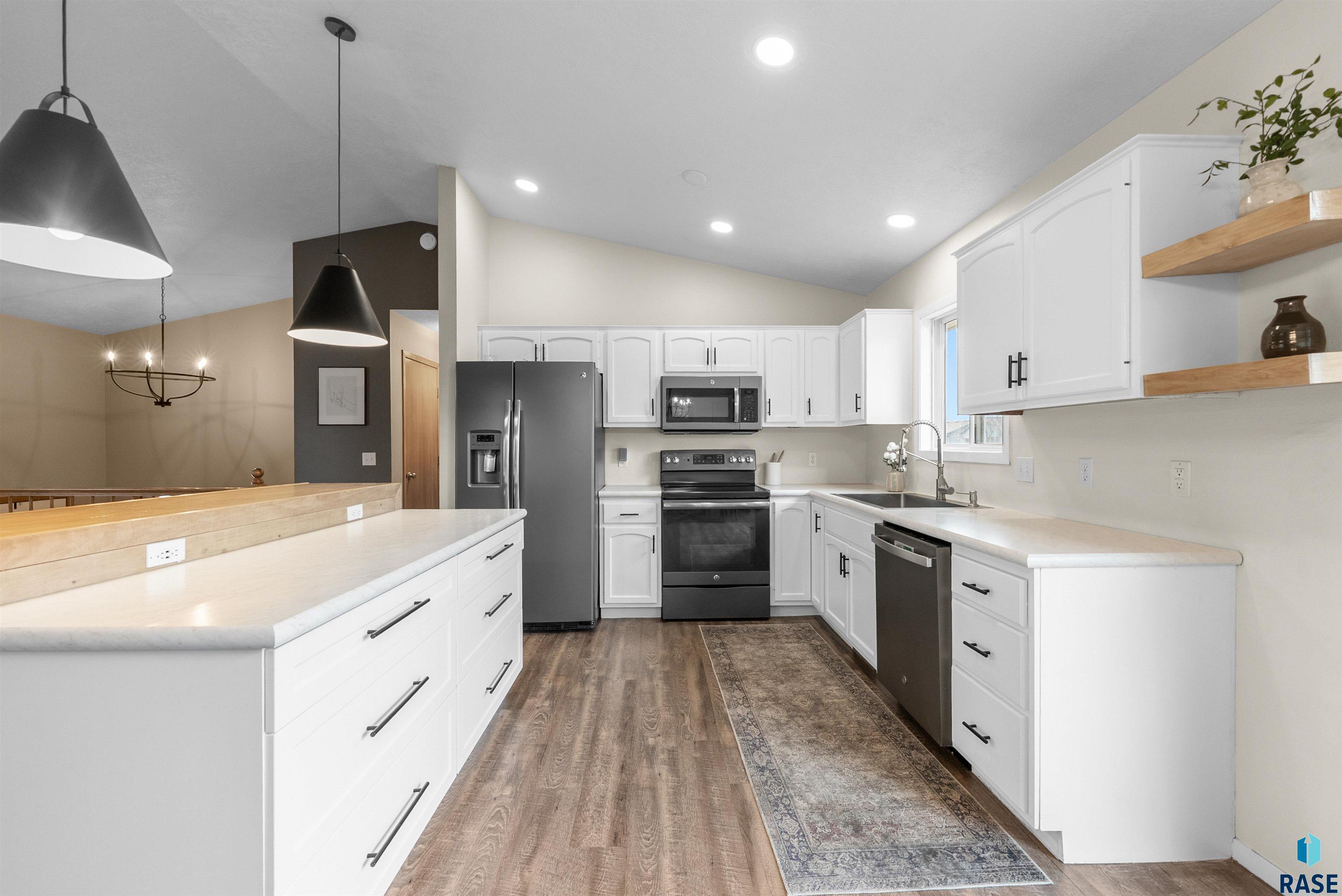 5527 S Wexford Ct Court