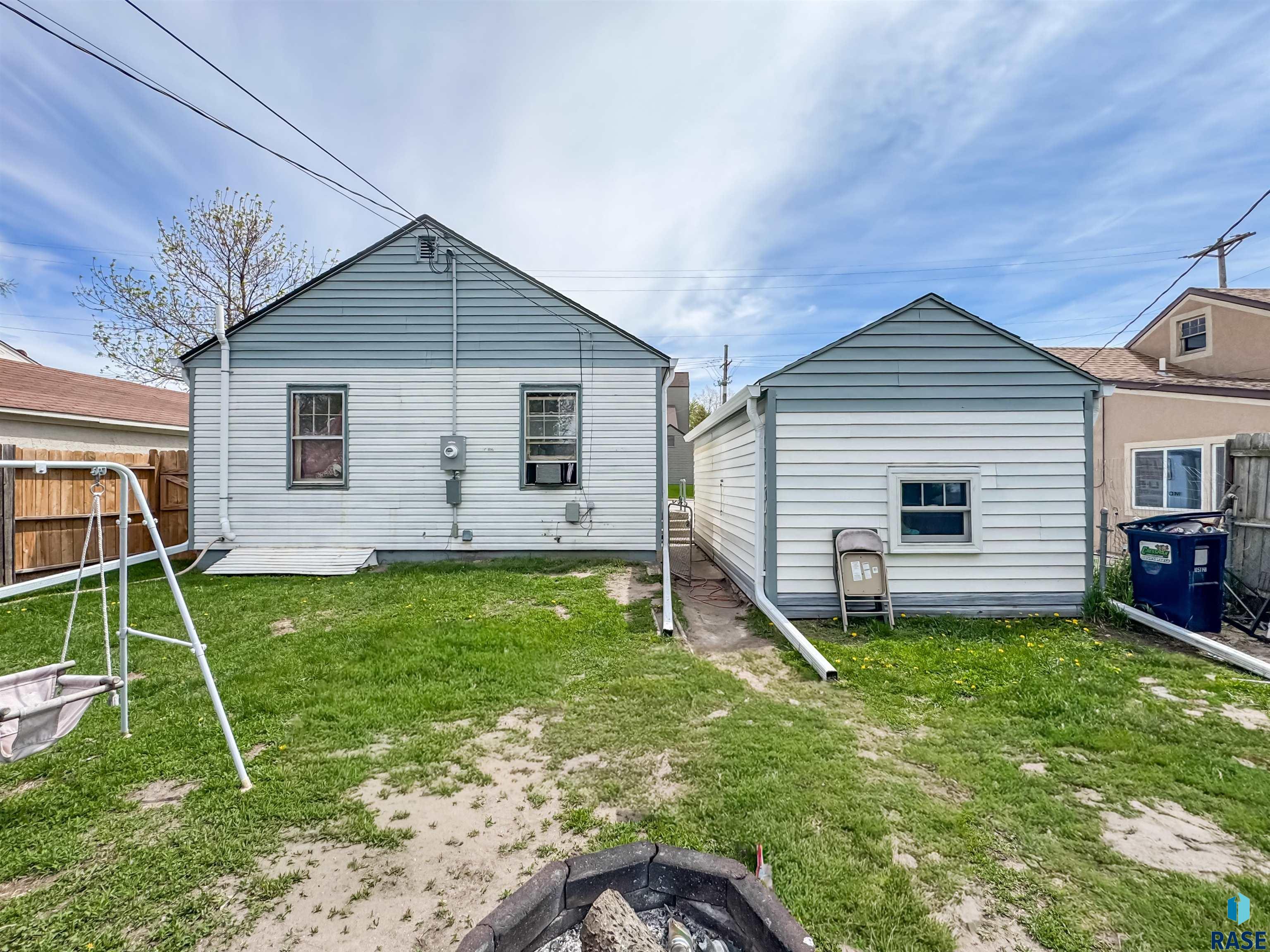 1013 N Kiwanis Ave Avenue