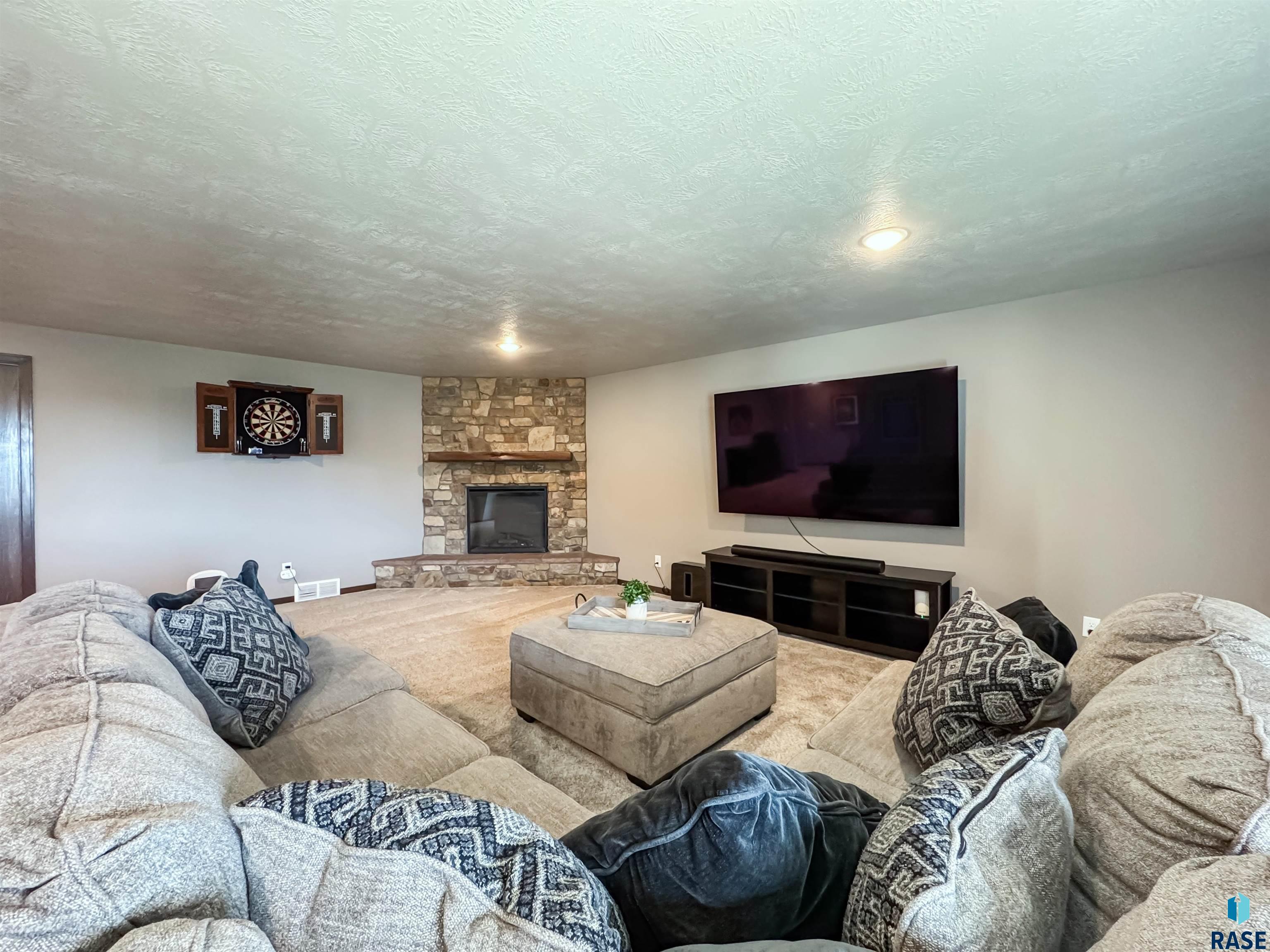 6805 E Smyrna Cir Circle