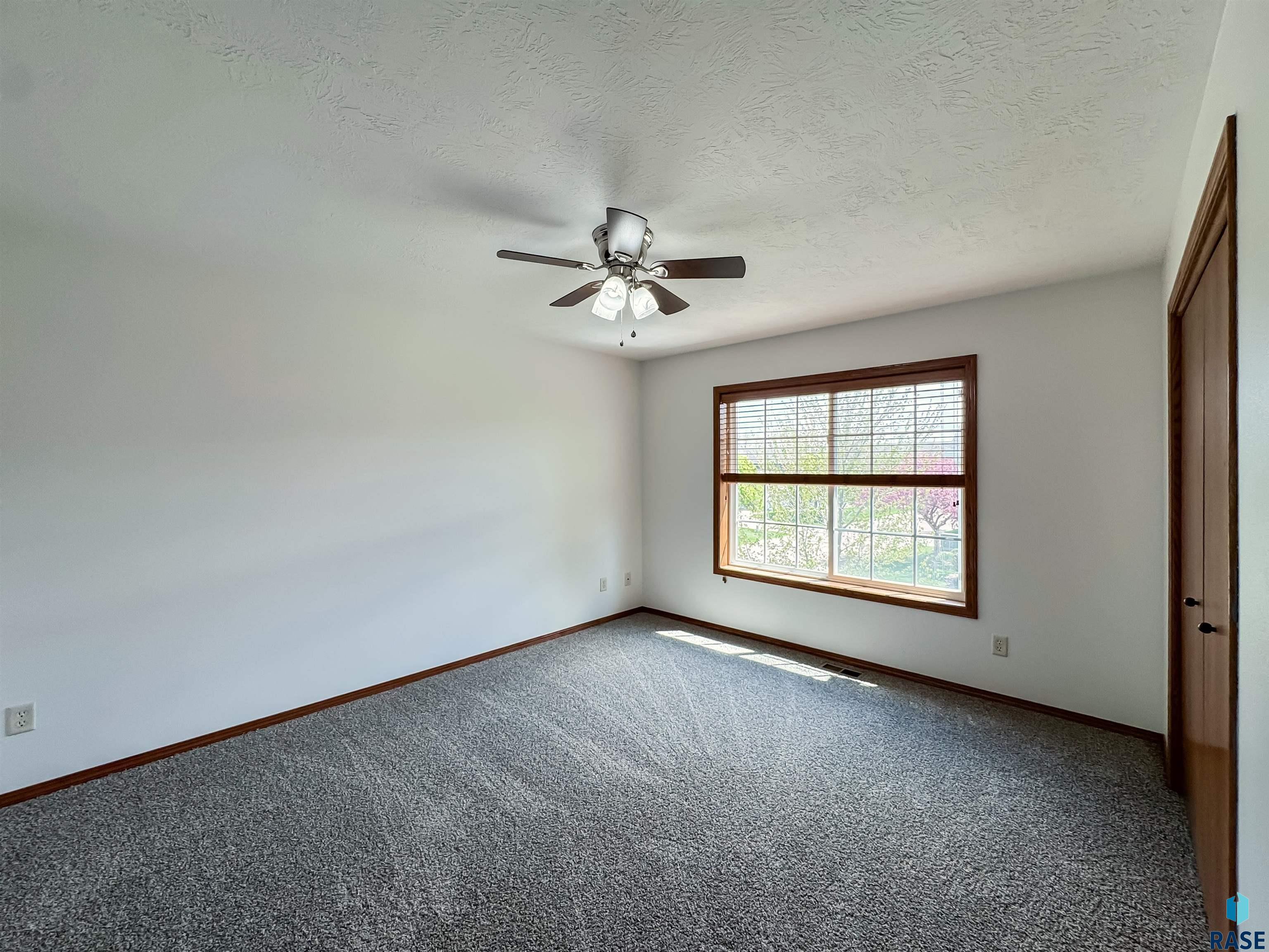 1419 N Conifer Pl Place