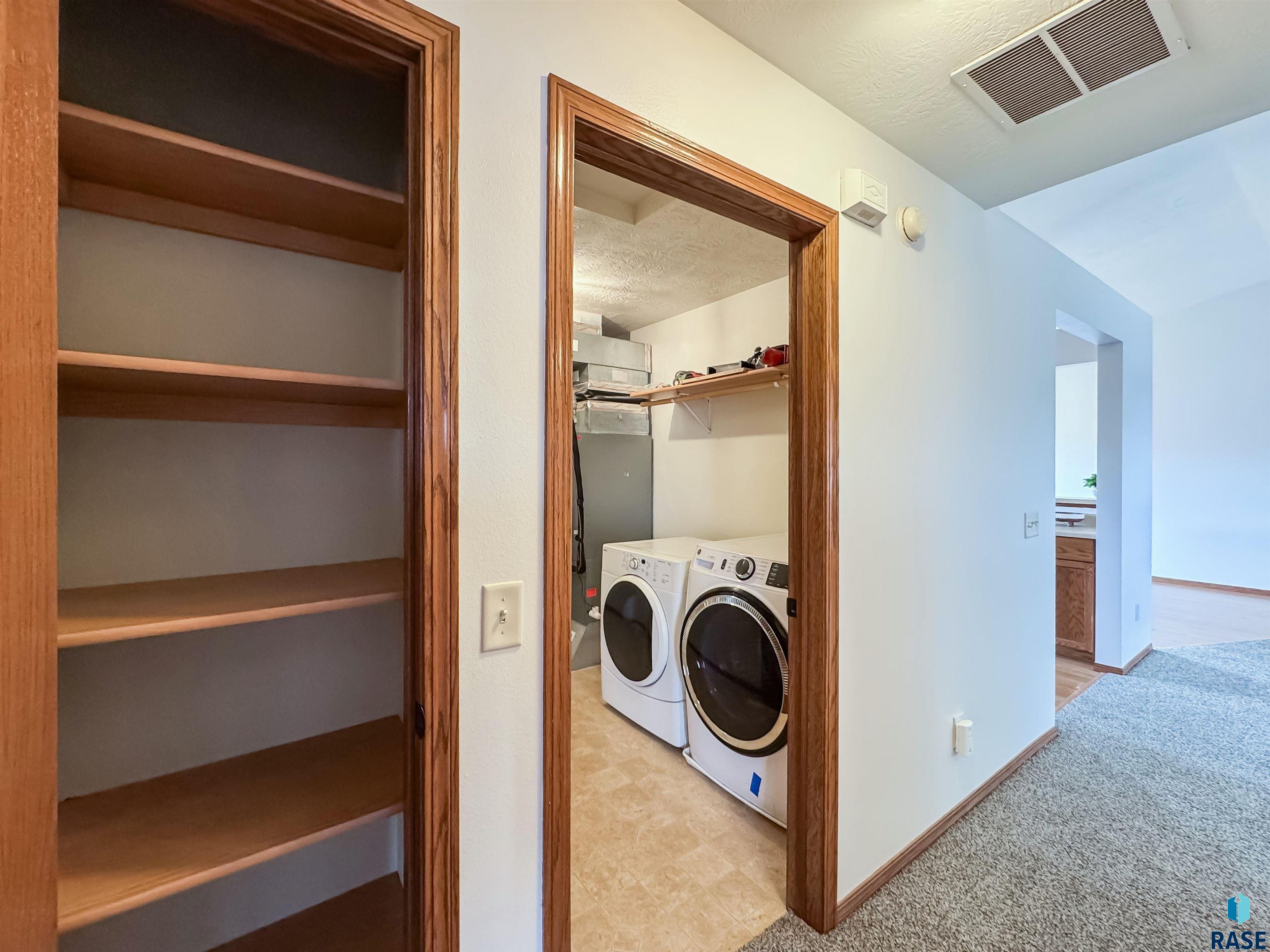 1419 N Conifer Pl Place
