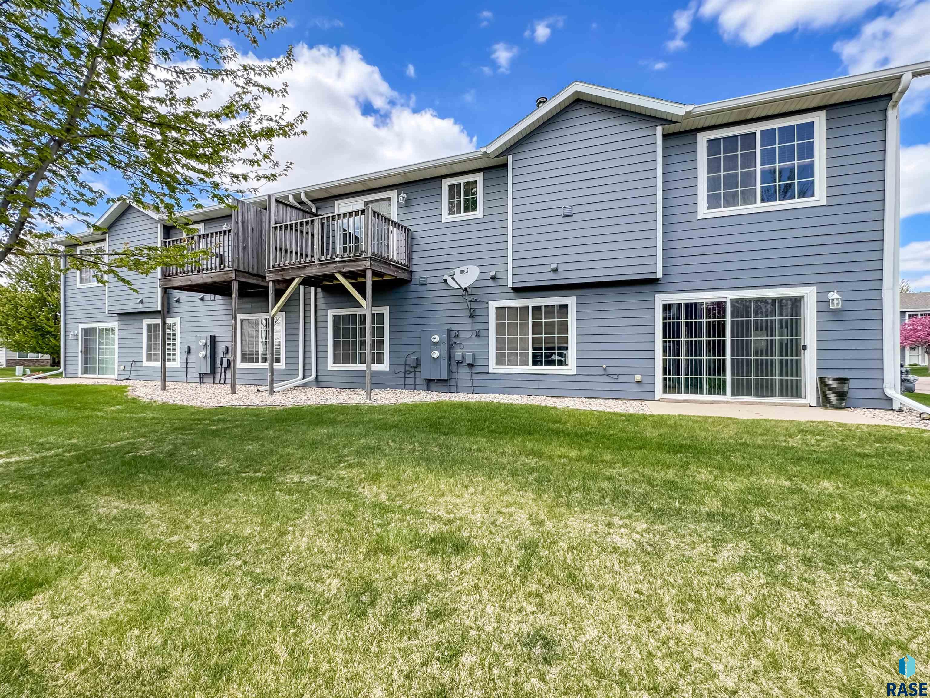 1419 N Conifer Pl Place