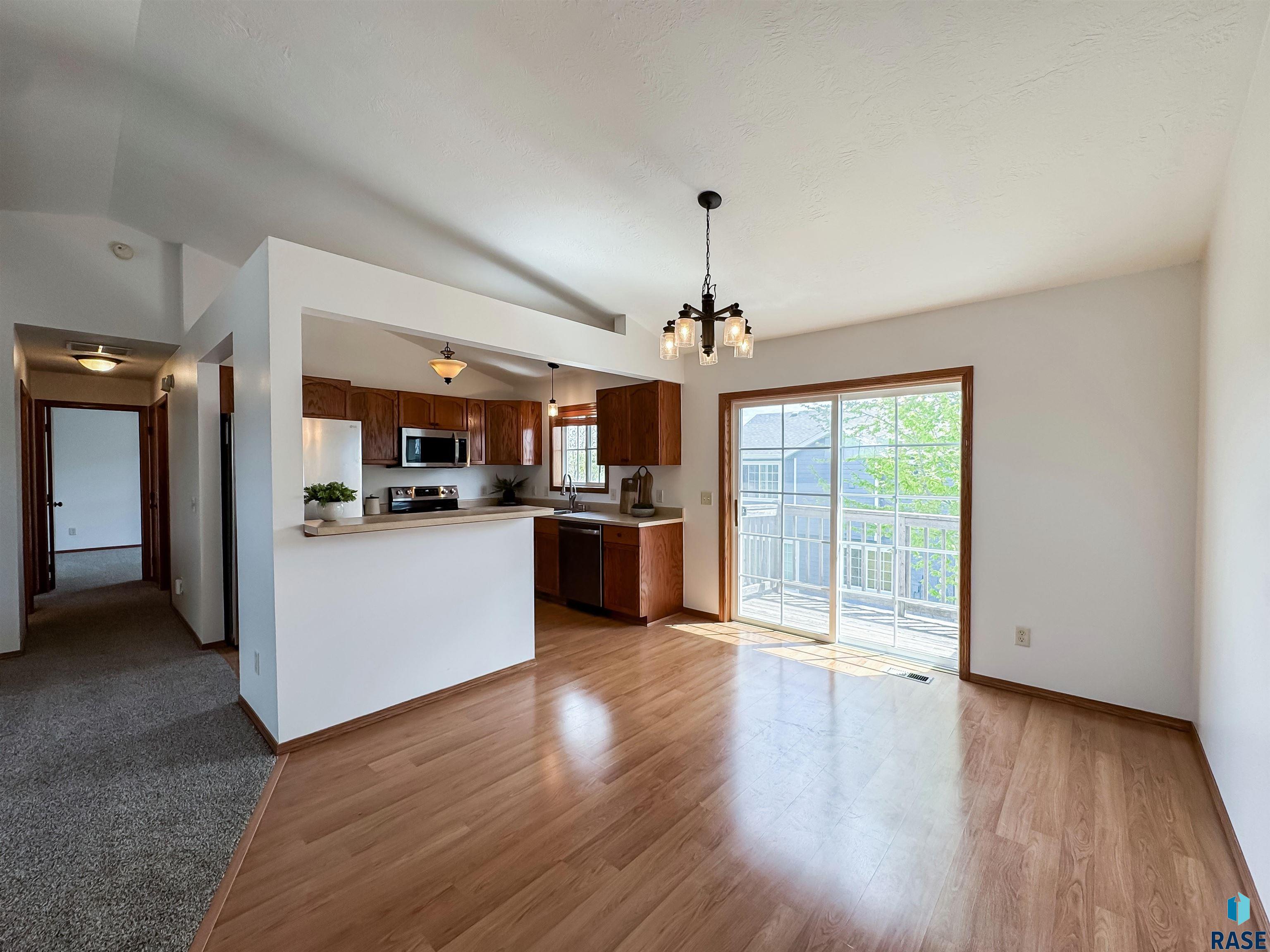 1419 N Conifer Pl Place