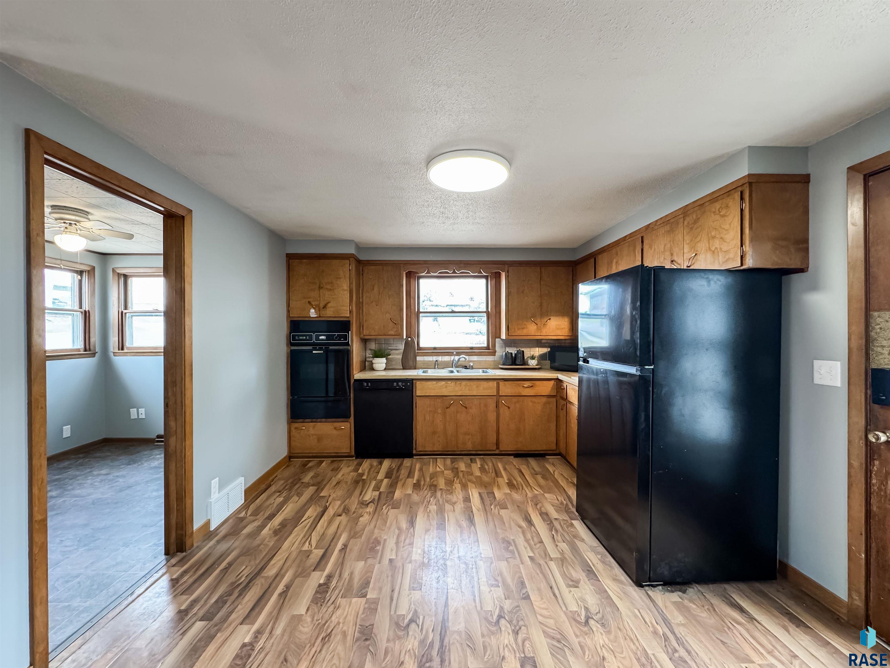 300 S 1st Ave Avenue