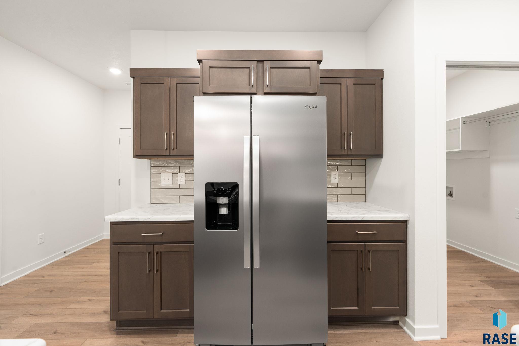 7240 Waters Edge Pl, Sioux Falls