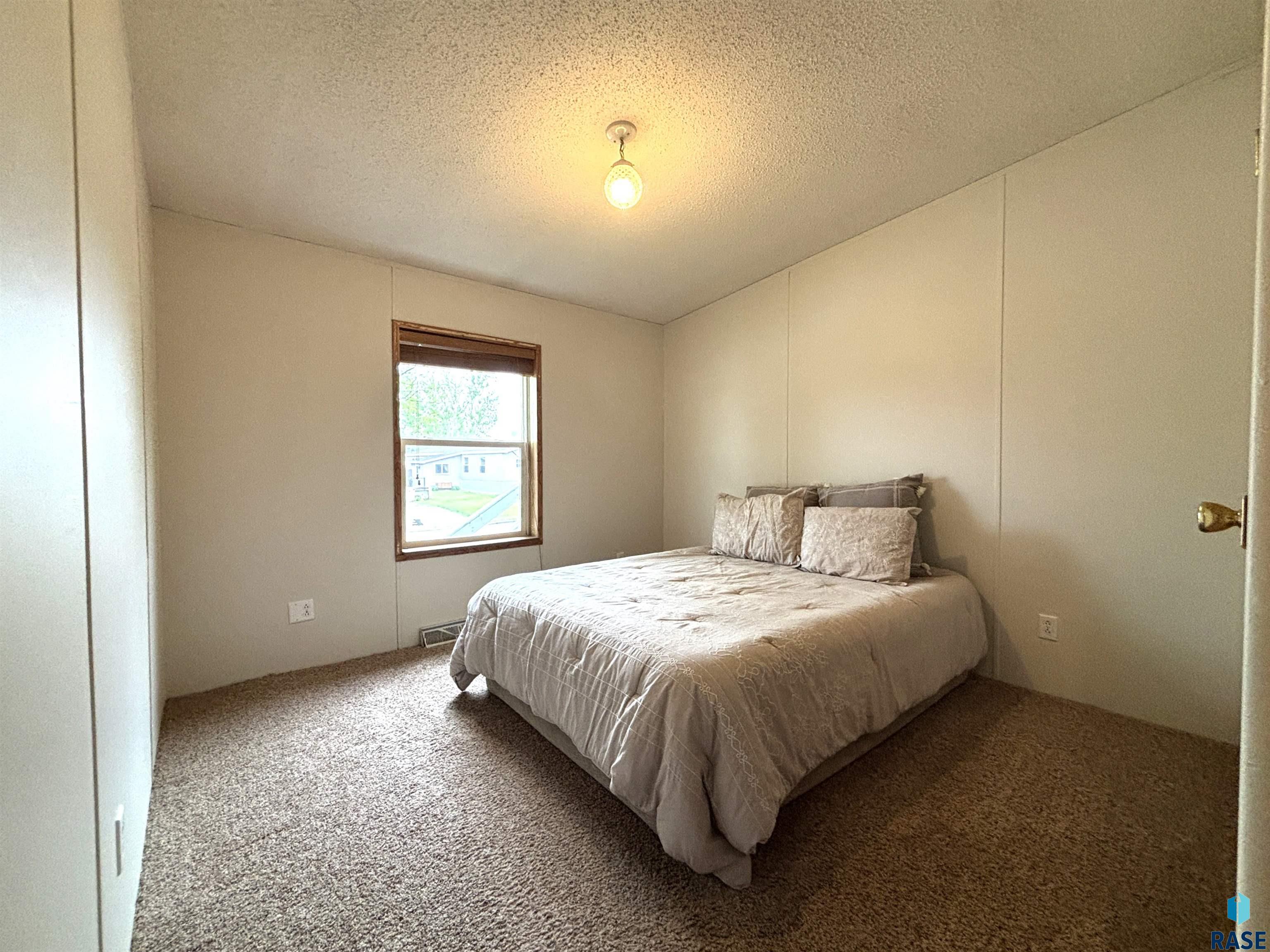 120 W 4th Ave Avenue