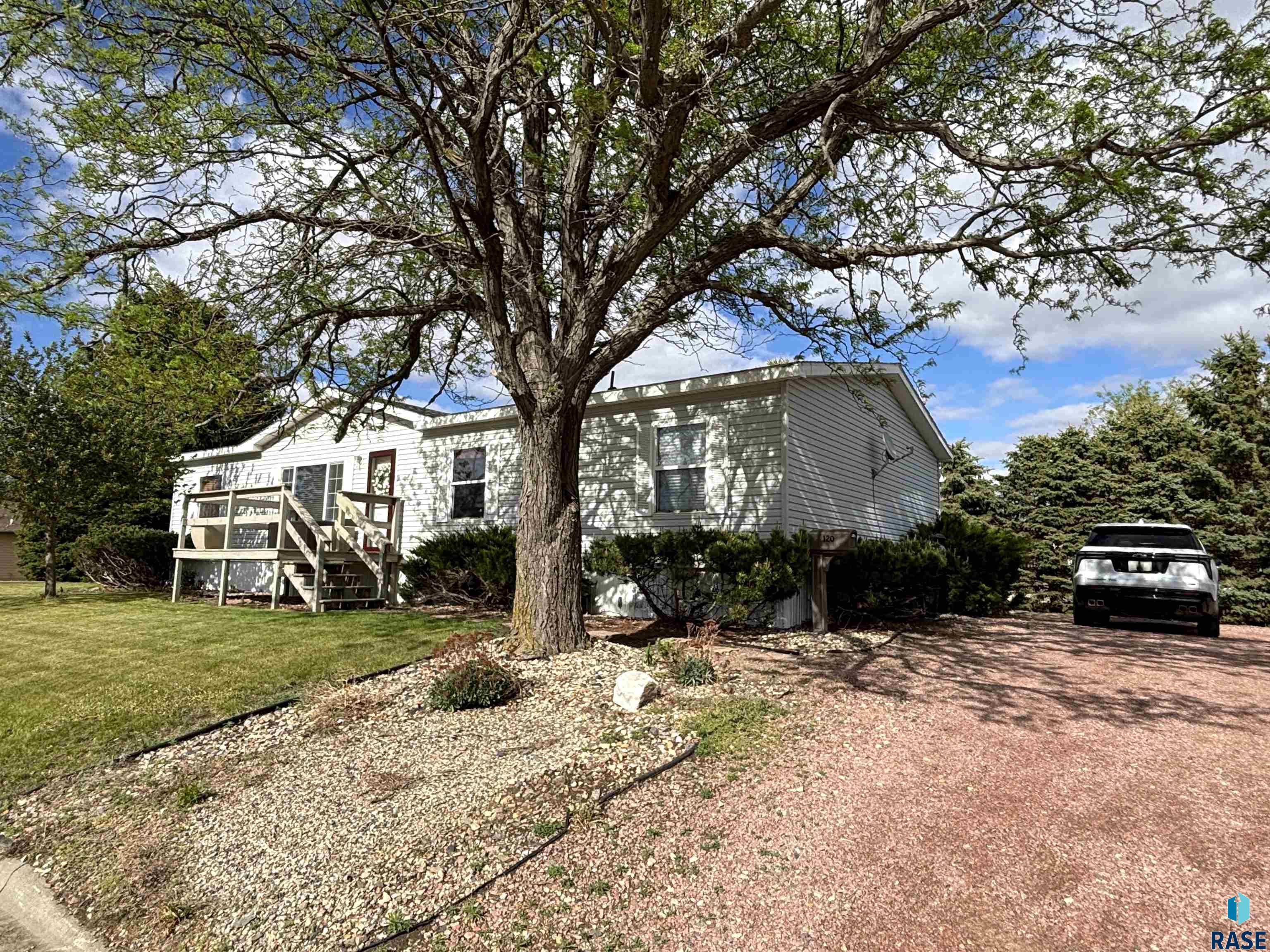 120 W 4th Ave Avenue