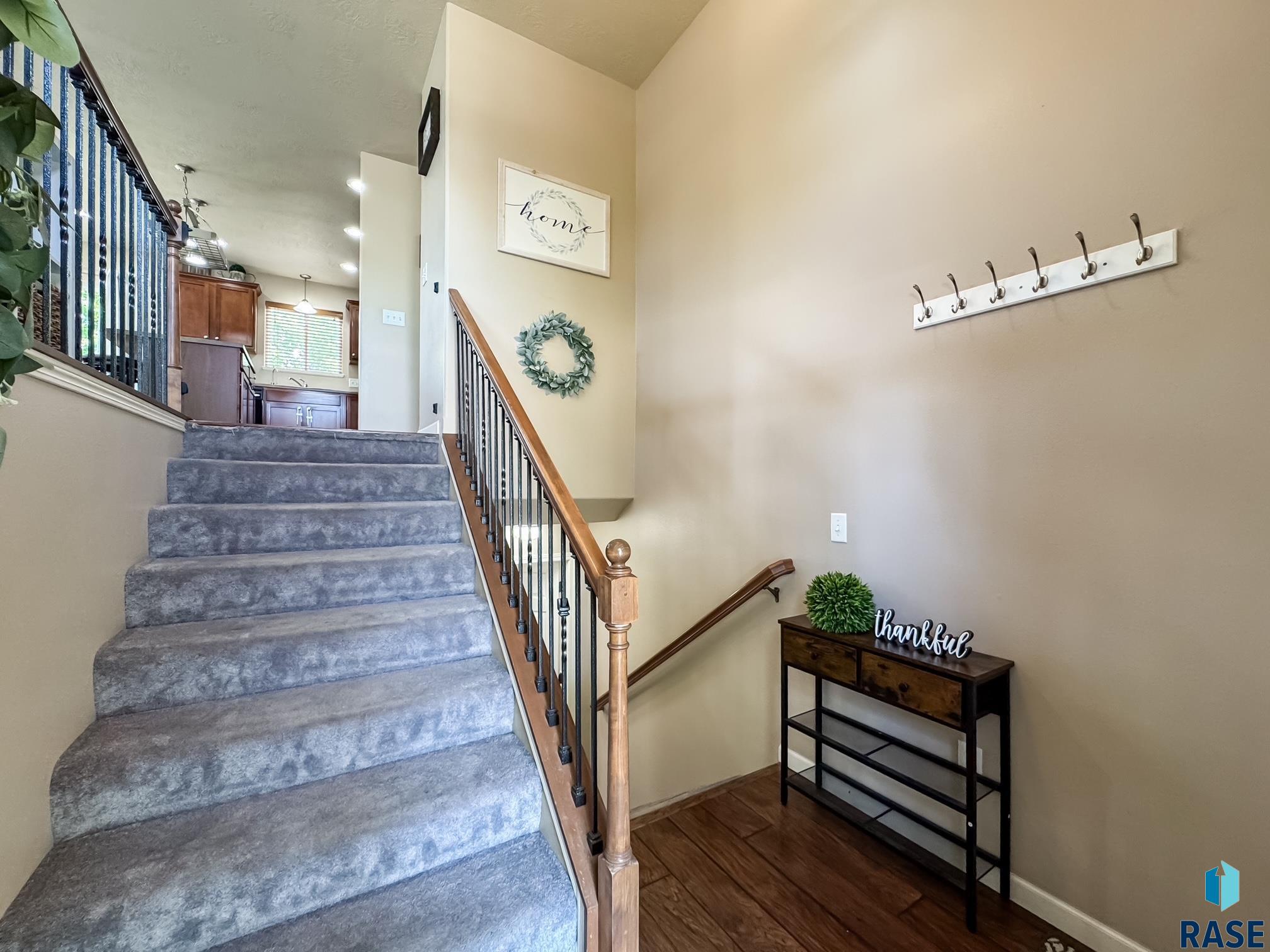 1324 W Meadowbrook Trl Trail