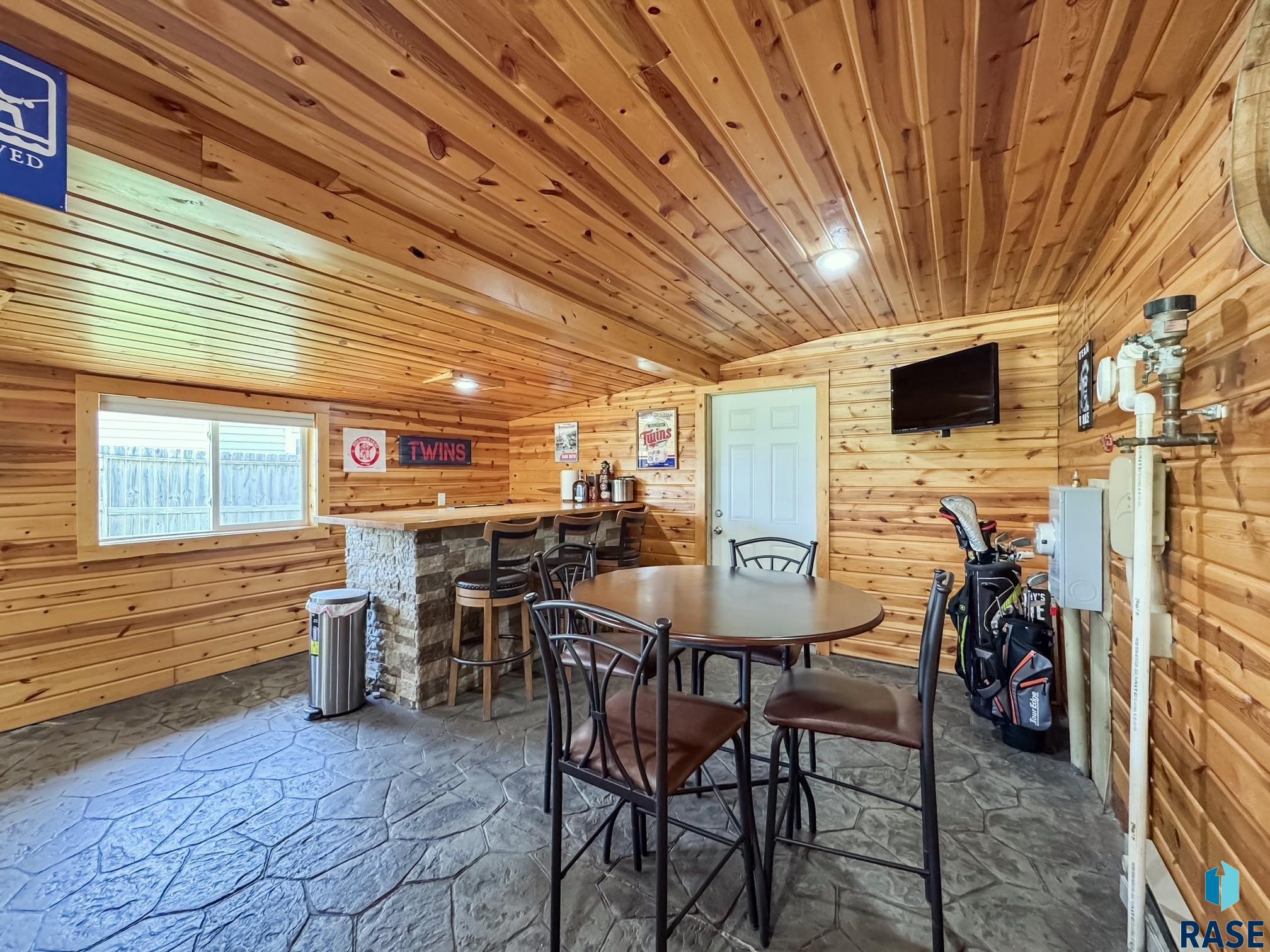 1324 W Meadowbrook Trl Trail