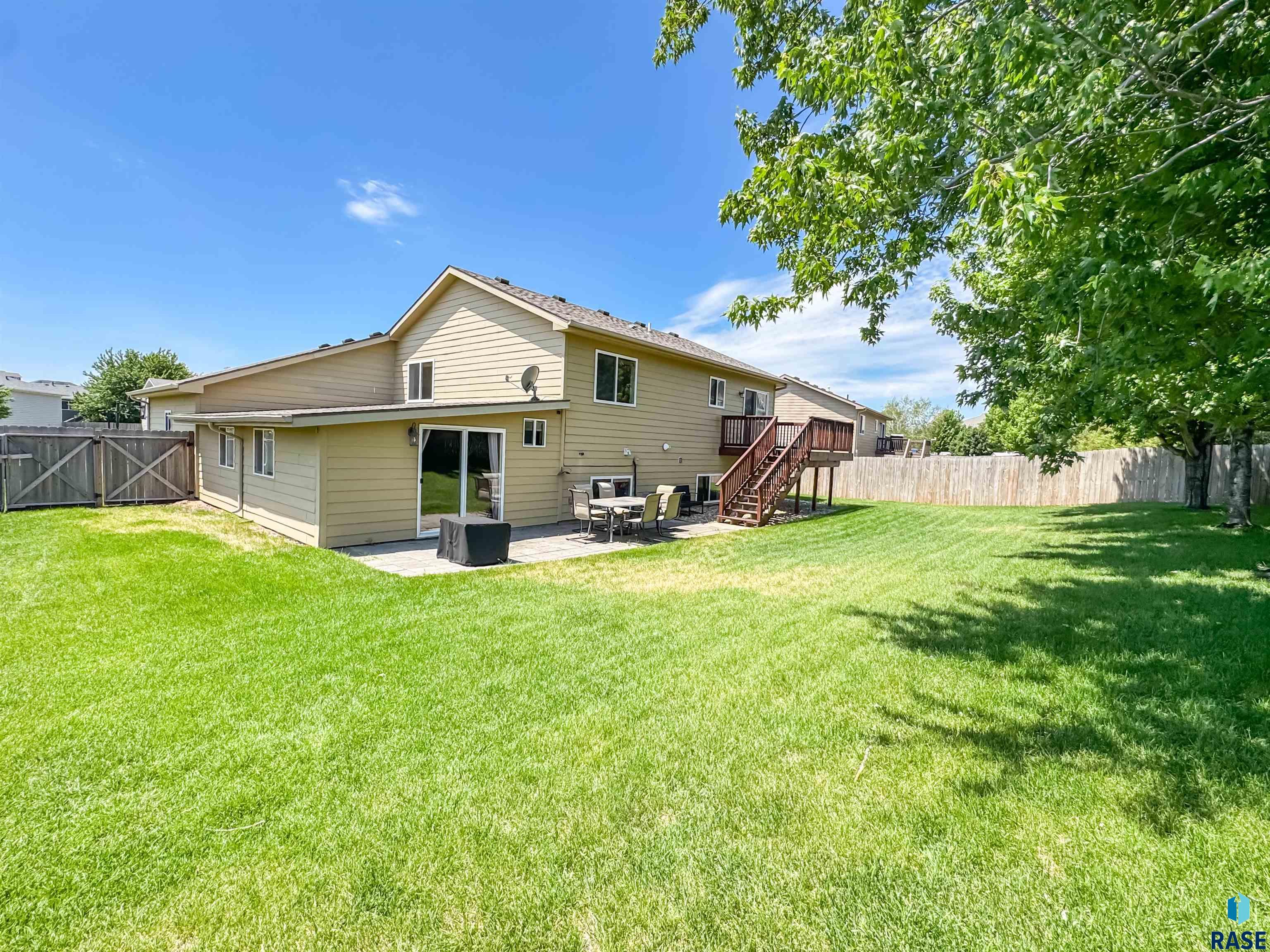 1324 W Meadowbrook Trl Trail