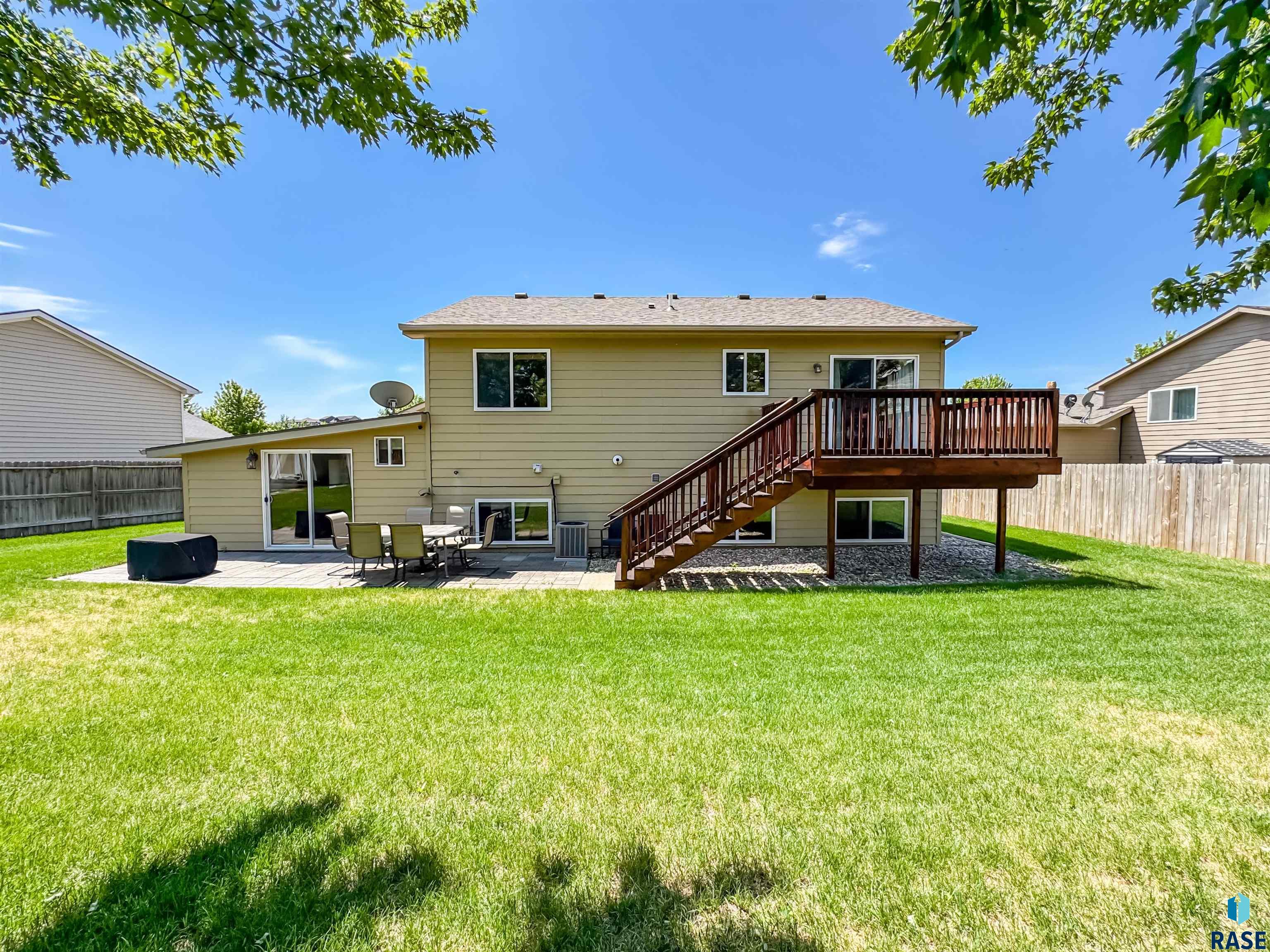 1324 W Meadowbrook Trl Trail