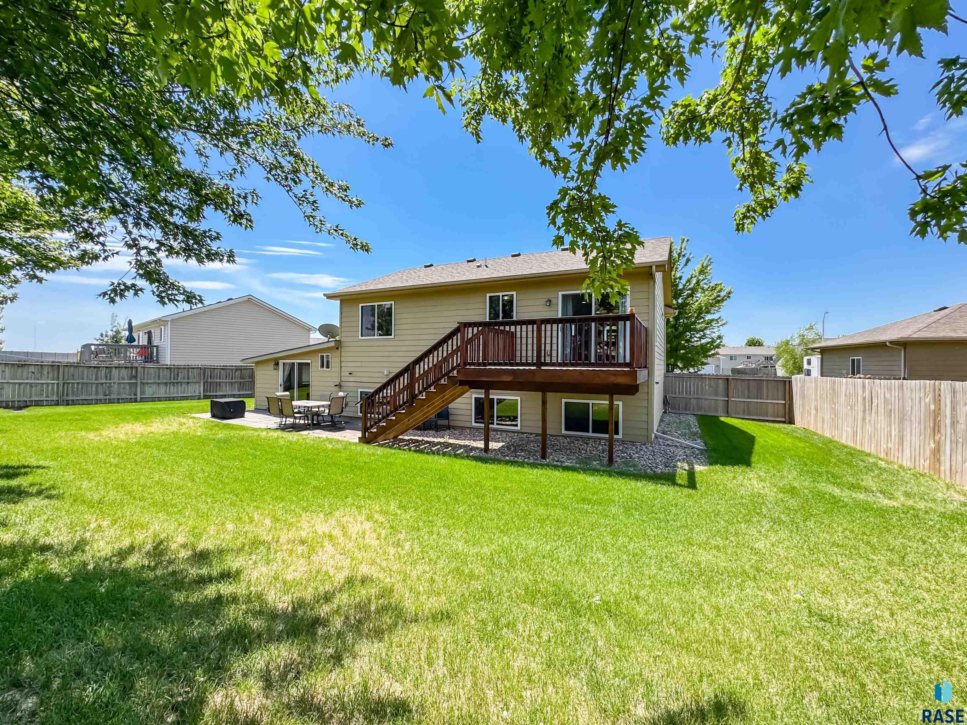 1324 W Meadowbrook Trl Trail