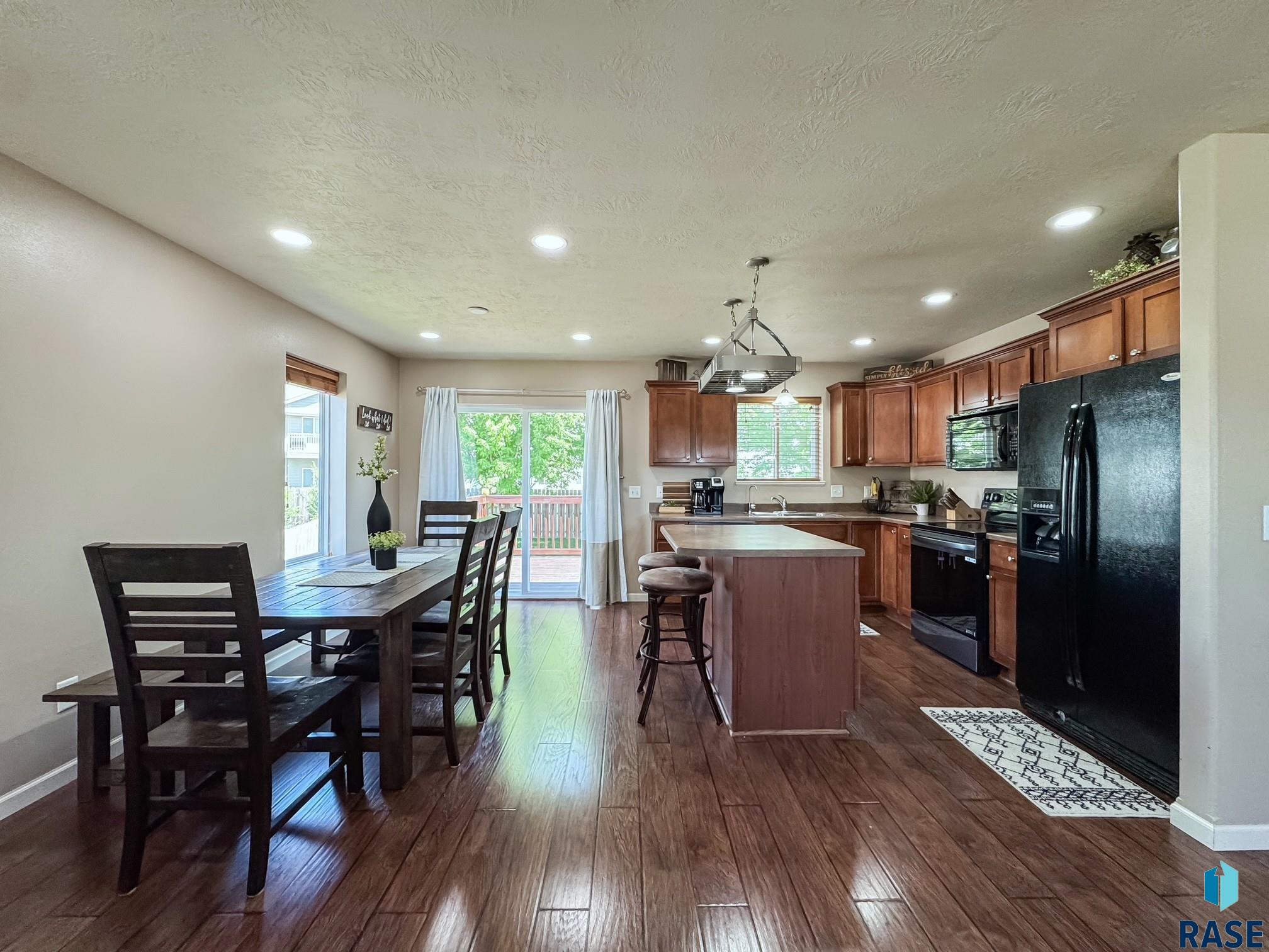 1324 W Meadowbrook Trl Trail