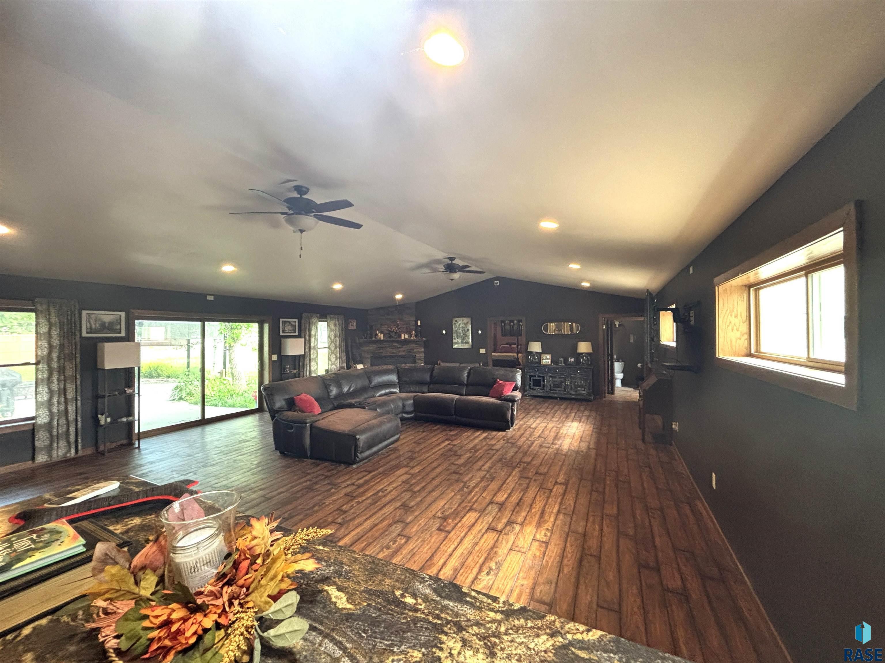 324 2nd St Sw Street SW