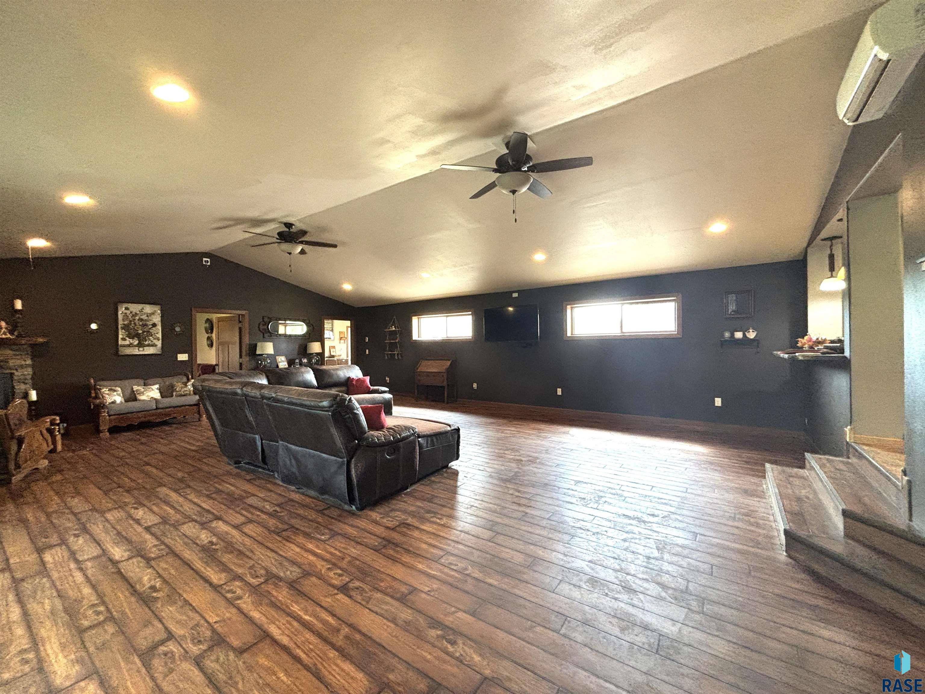 324 2nd St Sw Street SW