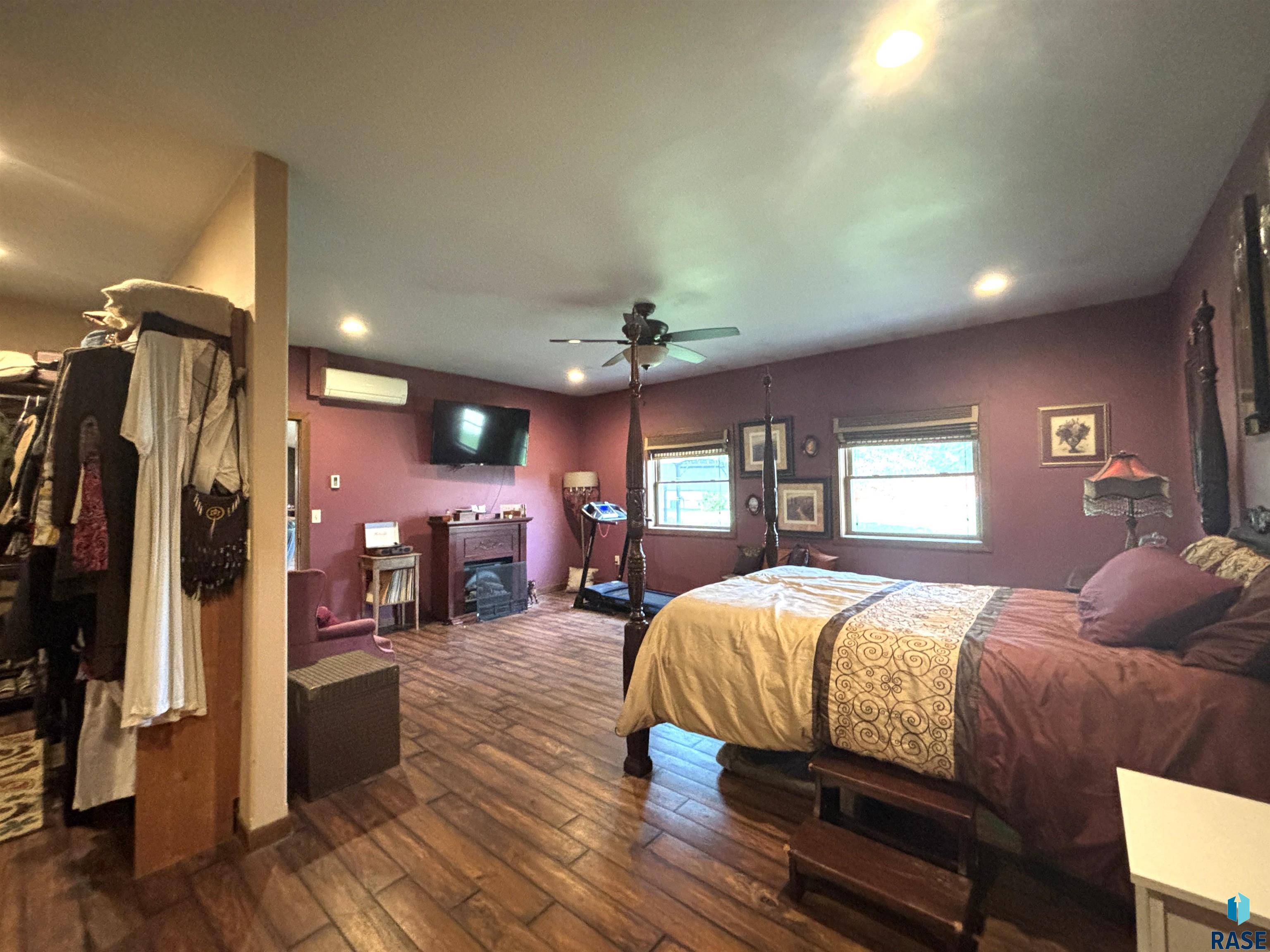 324 2nd St Sw Street SW