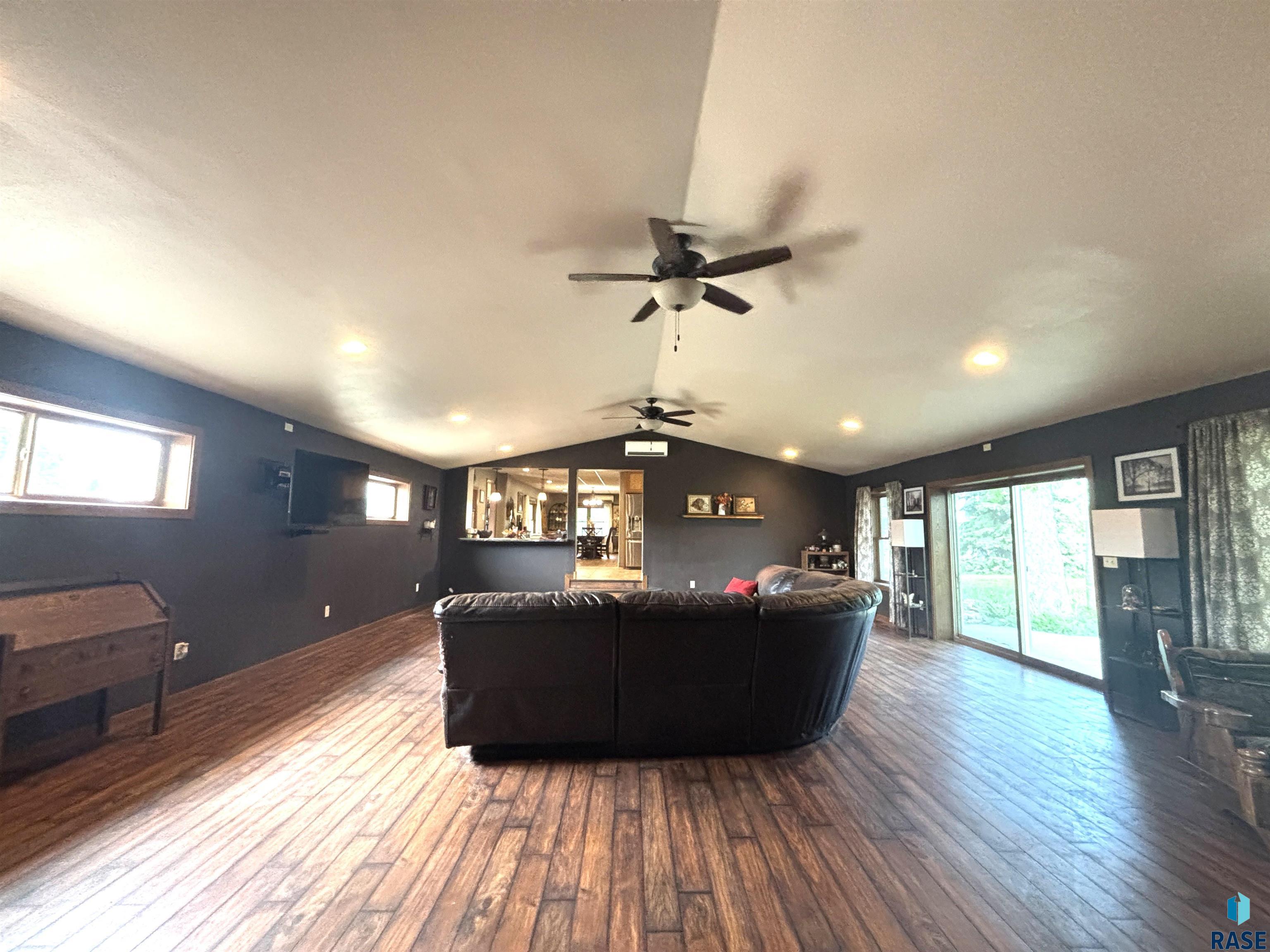 324 2nd St Sw Street SW