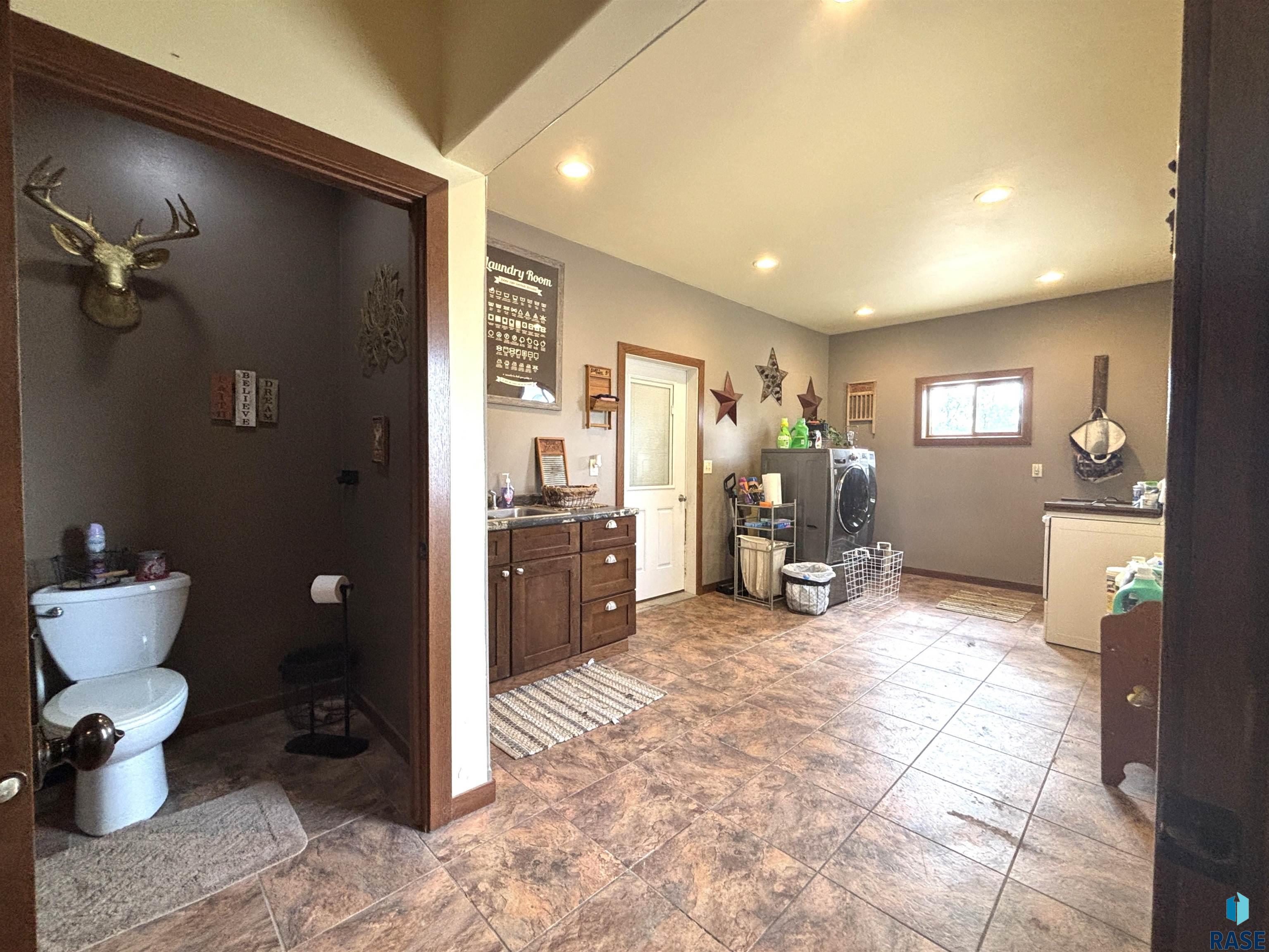 324 2nd St Sw Street SW