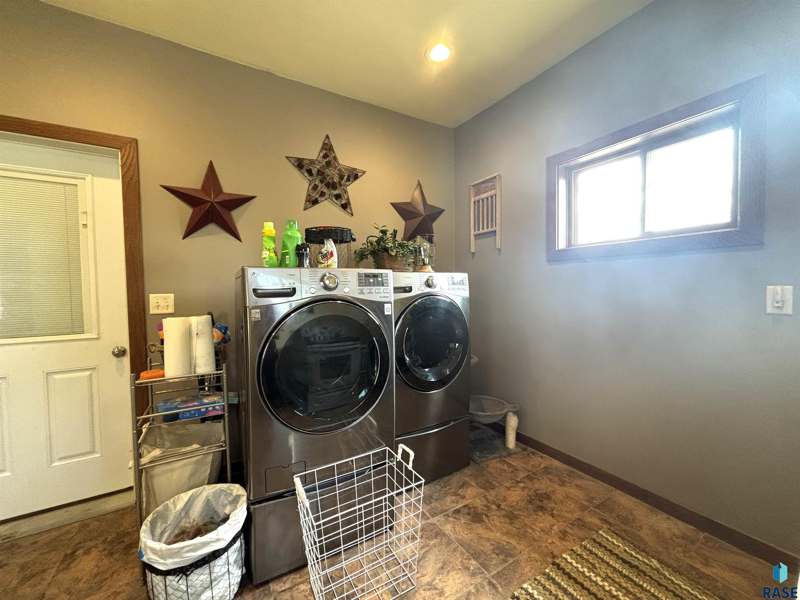 324 2nd St Sw Street SW