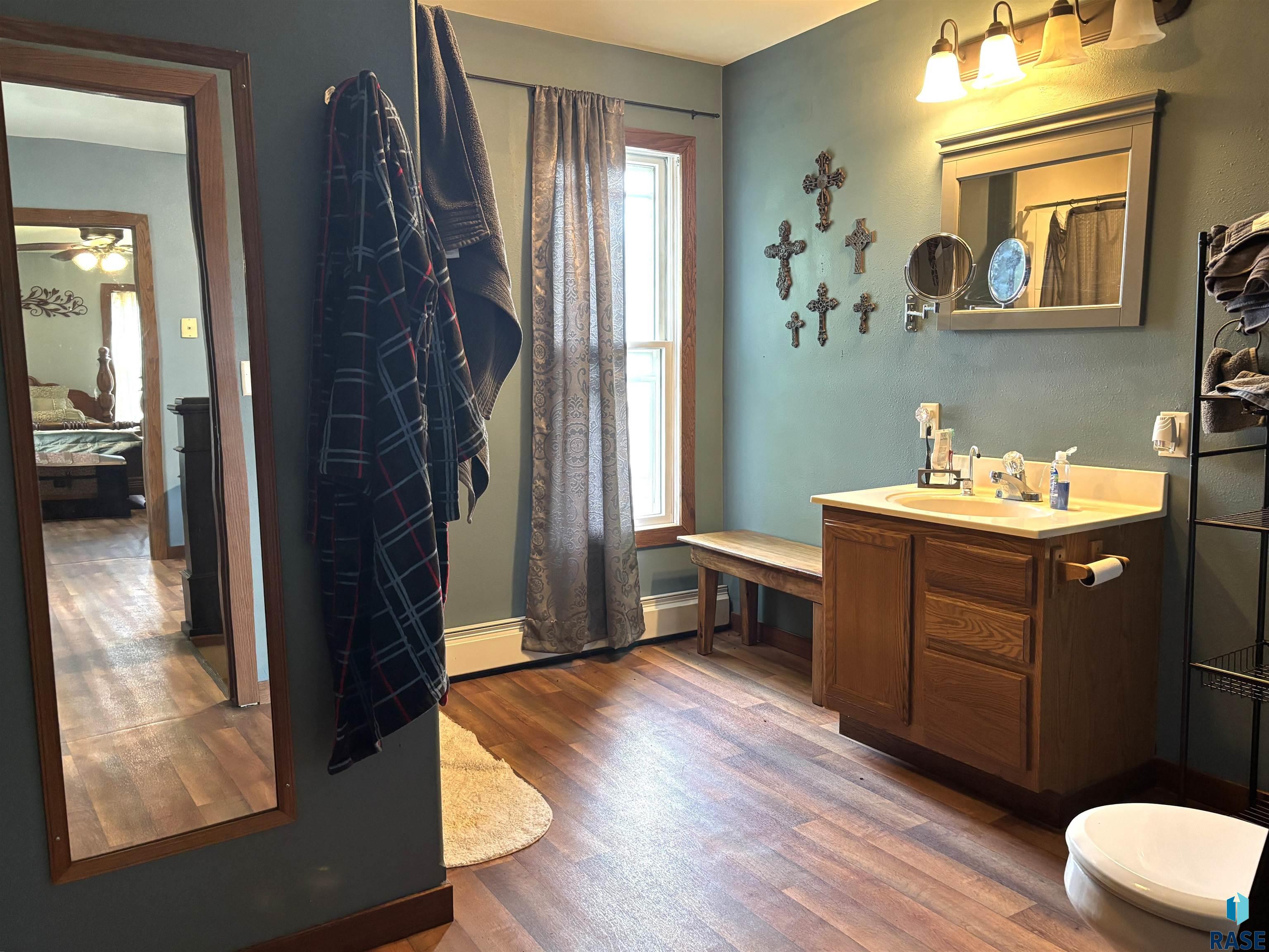 324 2nd St Sw Street SW