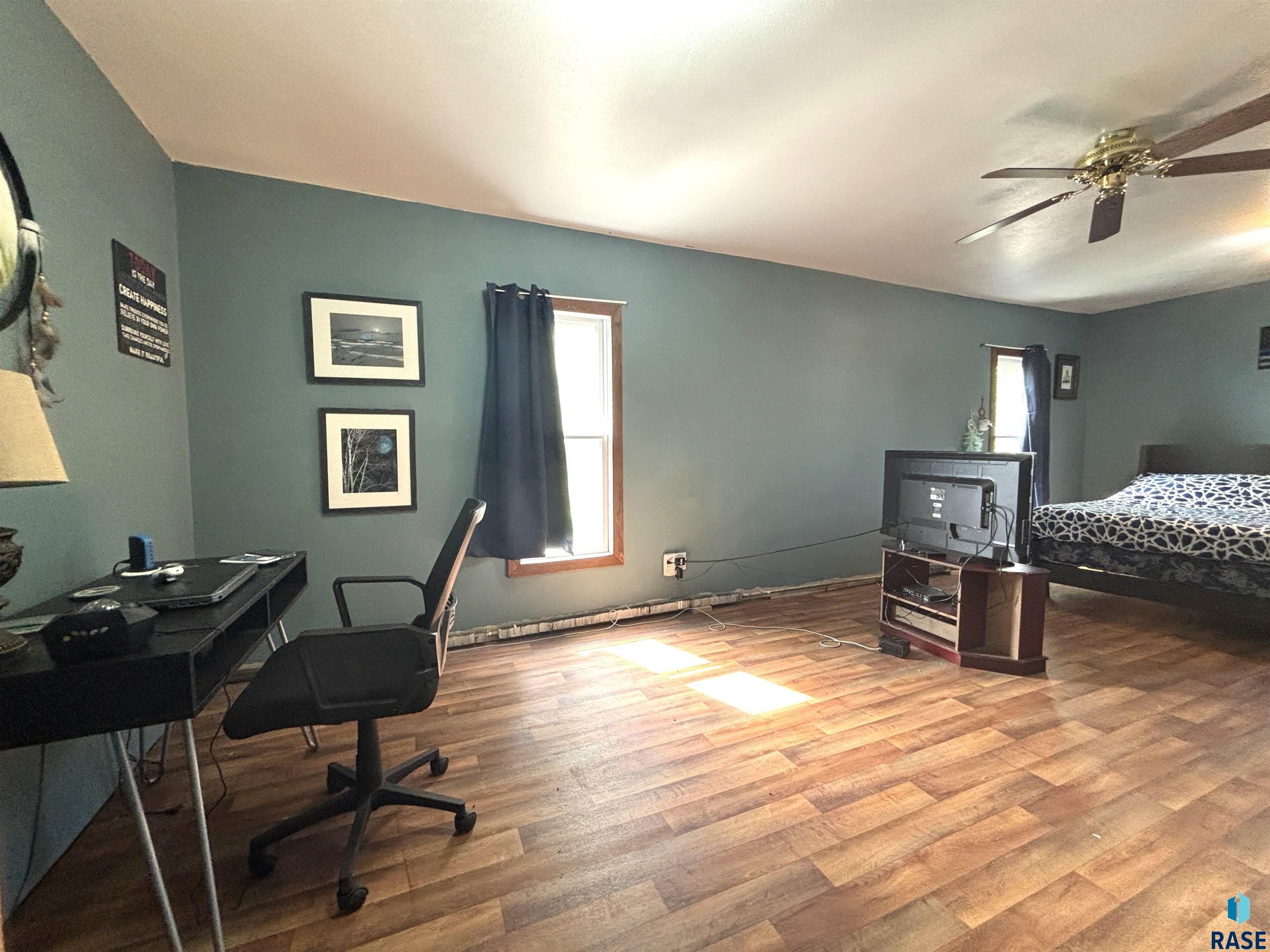 324 2nd St Sw Street SW