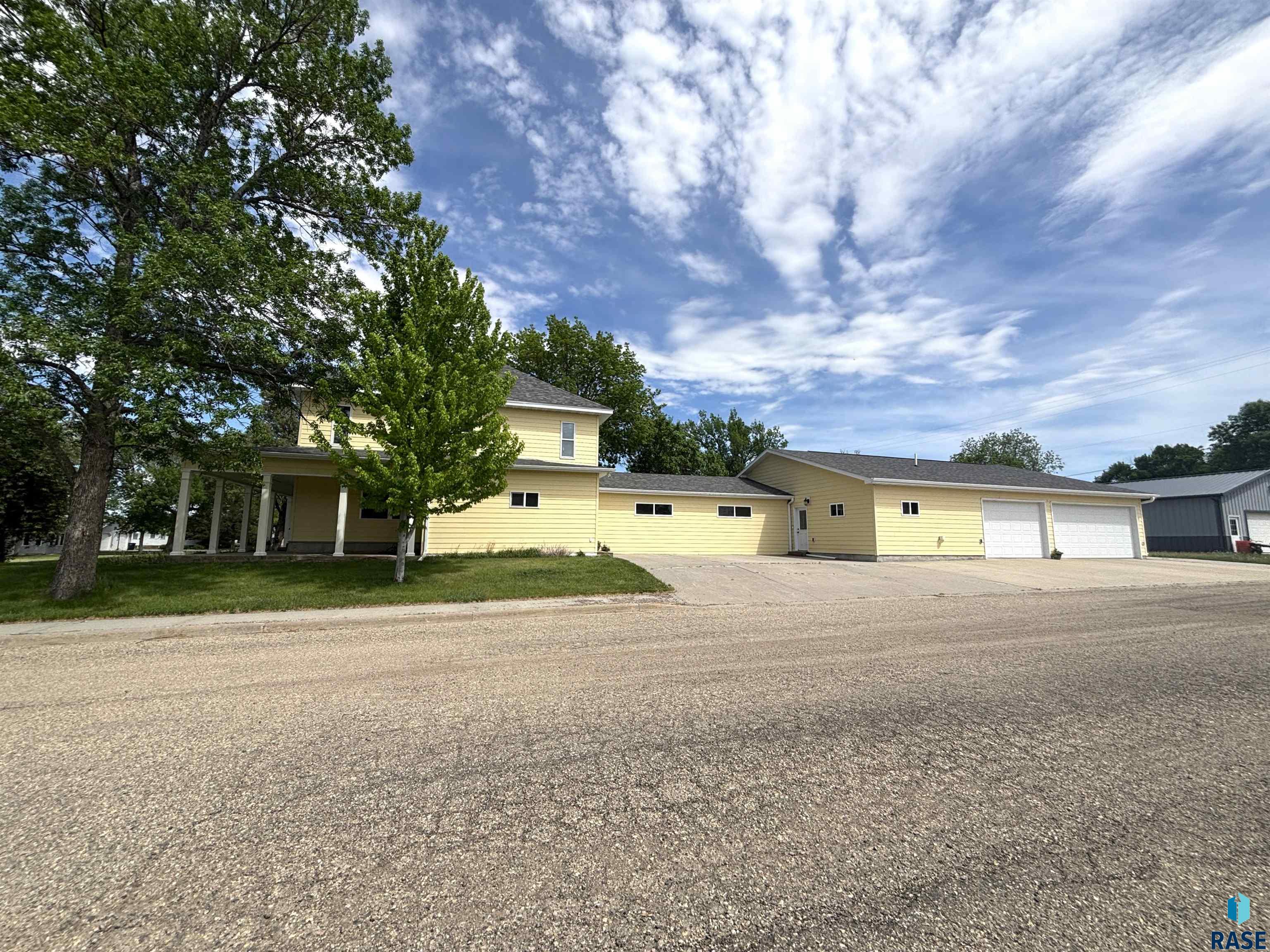 324 2nd St Sw Street SW