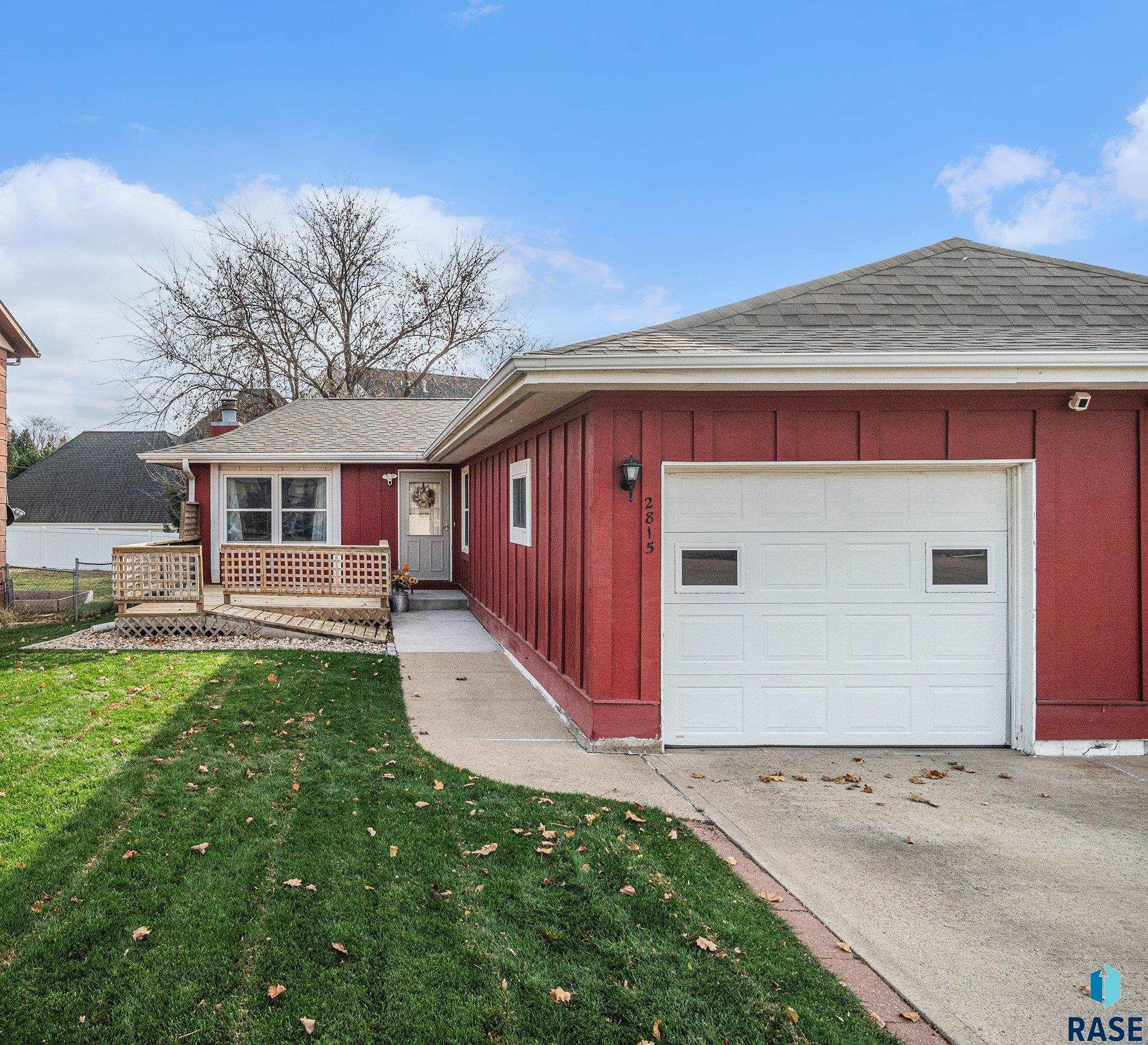 2815 E Klondike Trl, Sioux Falls