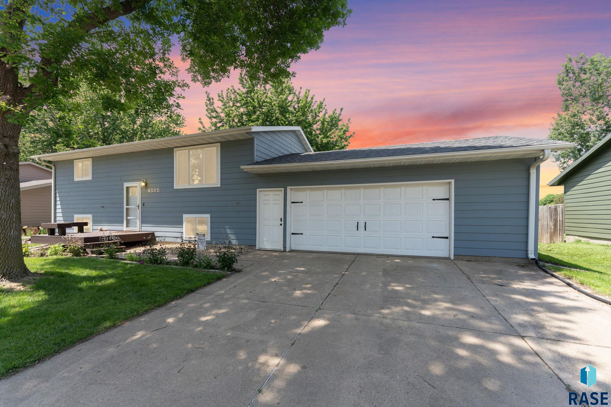 4805 S Holbrook Ave, Sioux Falls