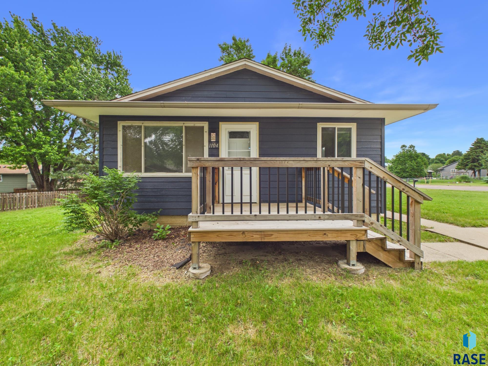 1104 S Joliet Ave, Sioux Falls