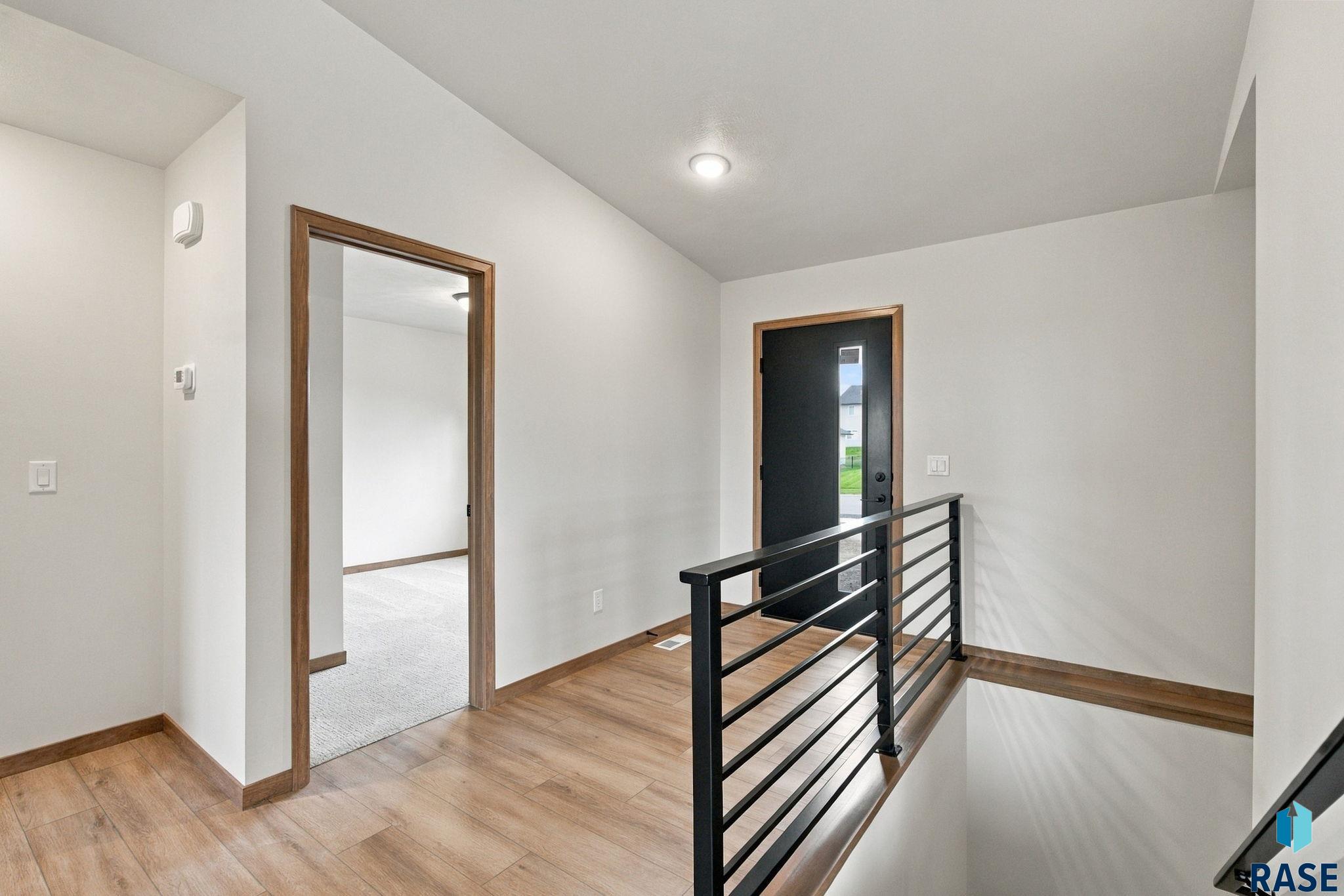 1709 Concord Dr, Sioux Falls